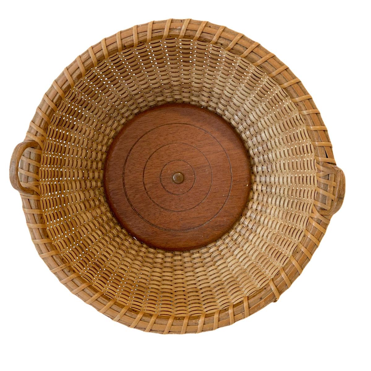 American Shallow Round Nantucket Lightship Sewing Basket with Original Label