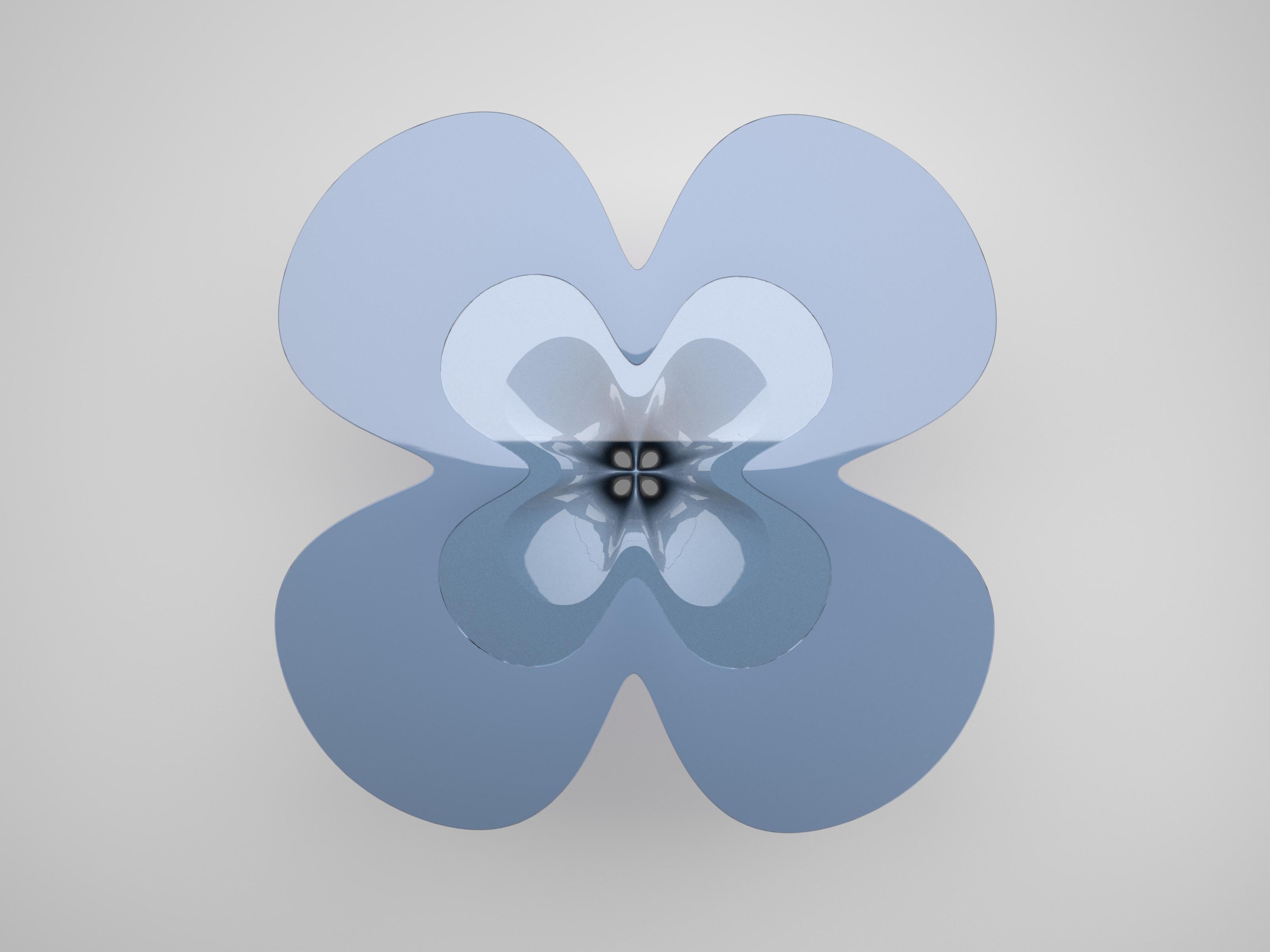 Shamrock Table by Philipp Aduatz In New Condition For Sale In Geneve, CH