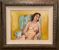 "Giovane donna su sedia blu" di Wilson - Donna intima e figurativa in giallo