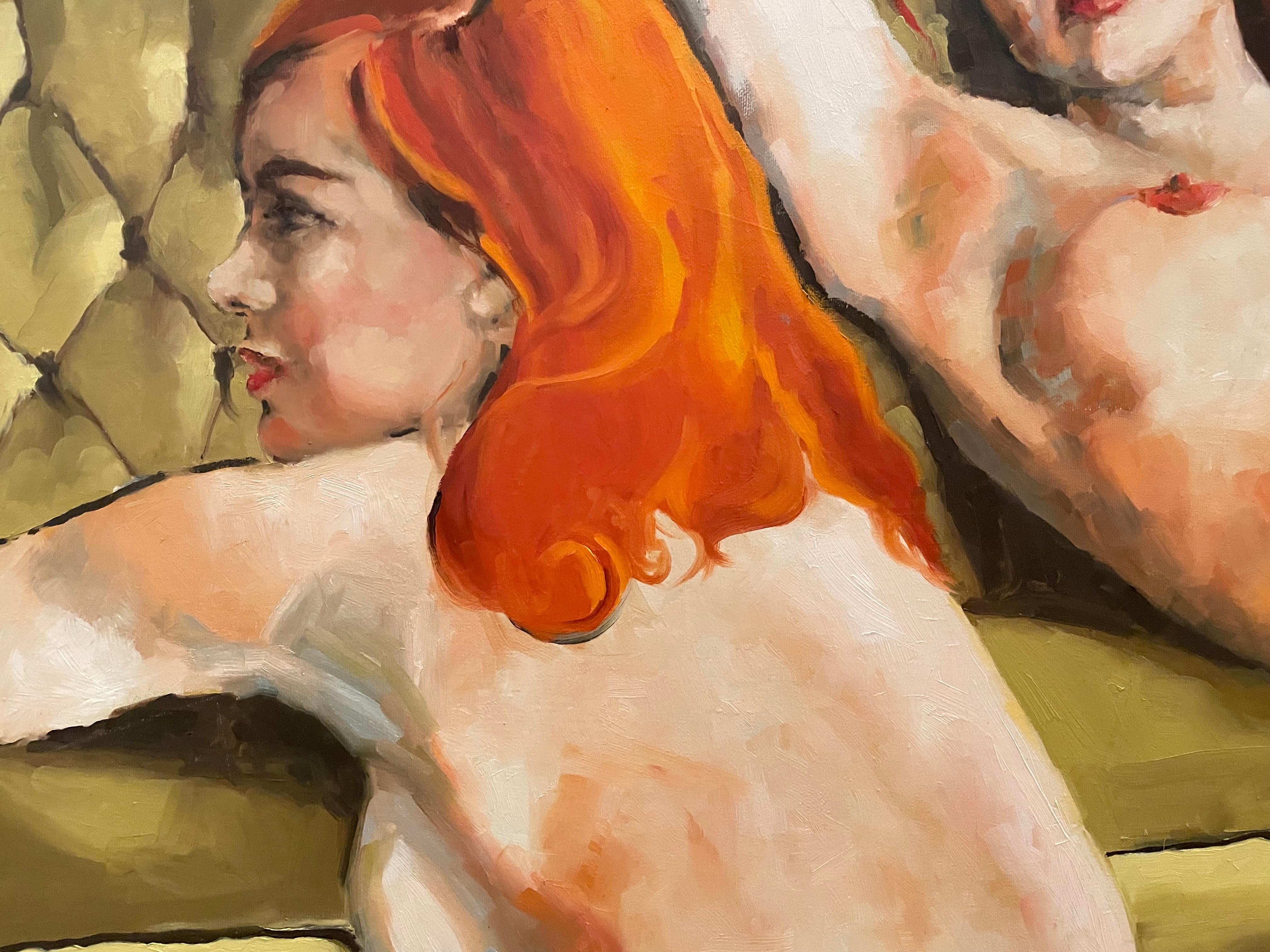 mujer desnuda en el sofa