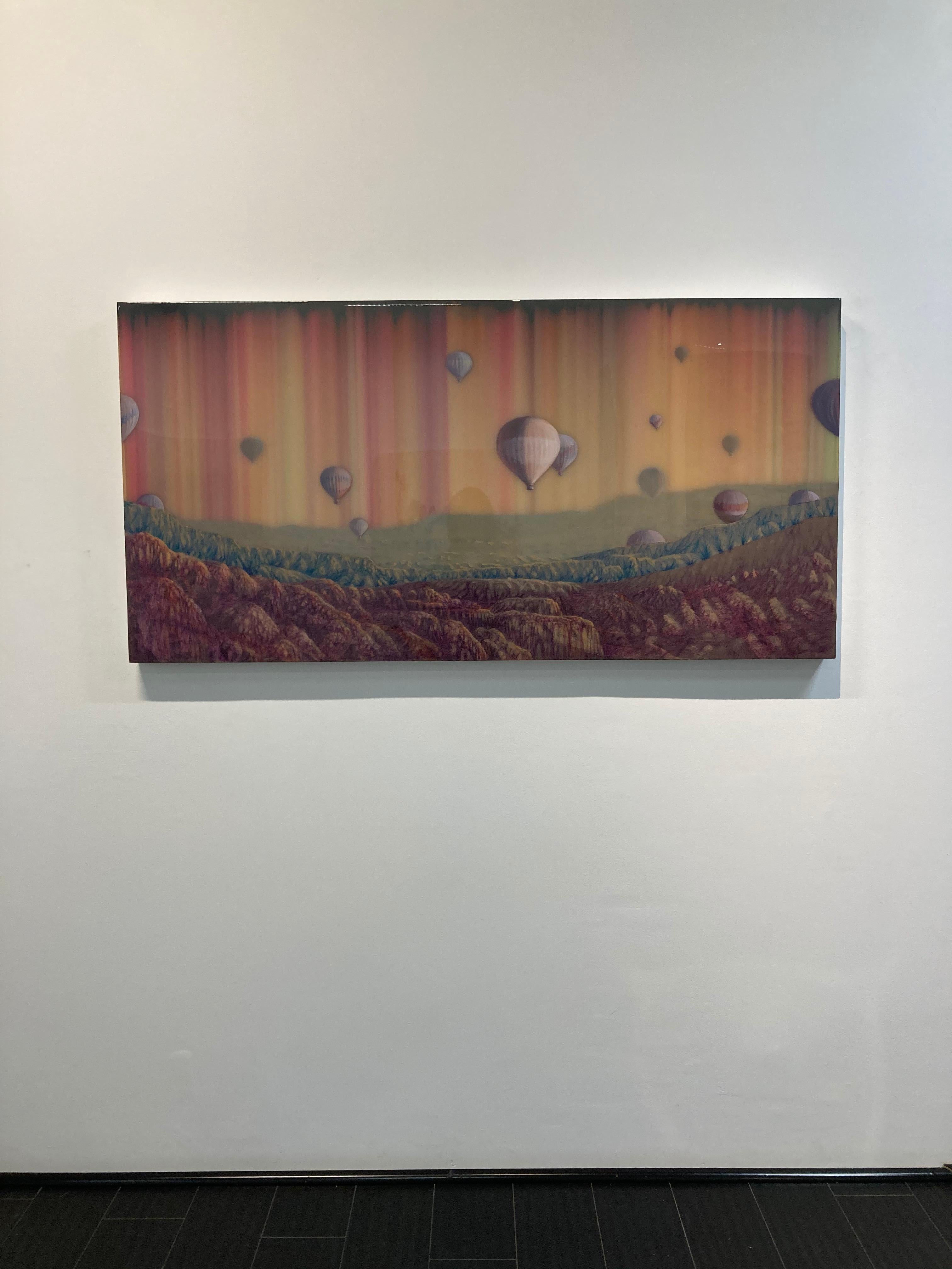 Aire caliente - Paisaje abstracto de montaña Rayas rosa amarillo Resina, 2015 en venta 5