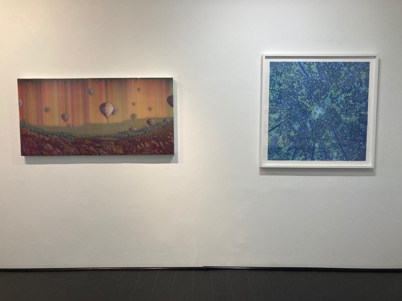 Aire caliente - Paisaje abstracto de montaña Rayas rosa amarillo Resina, 2015 - Landscape Painting Amarillo de Shane McAdams