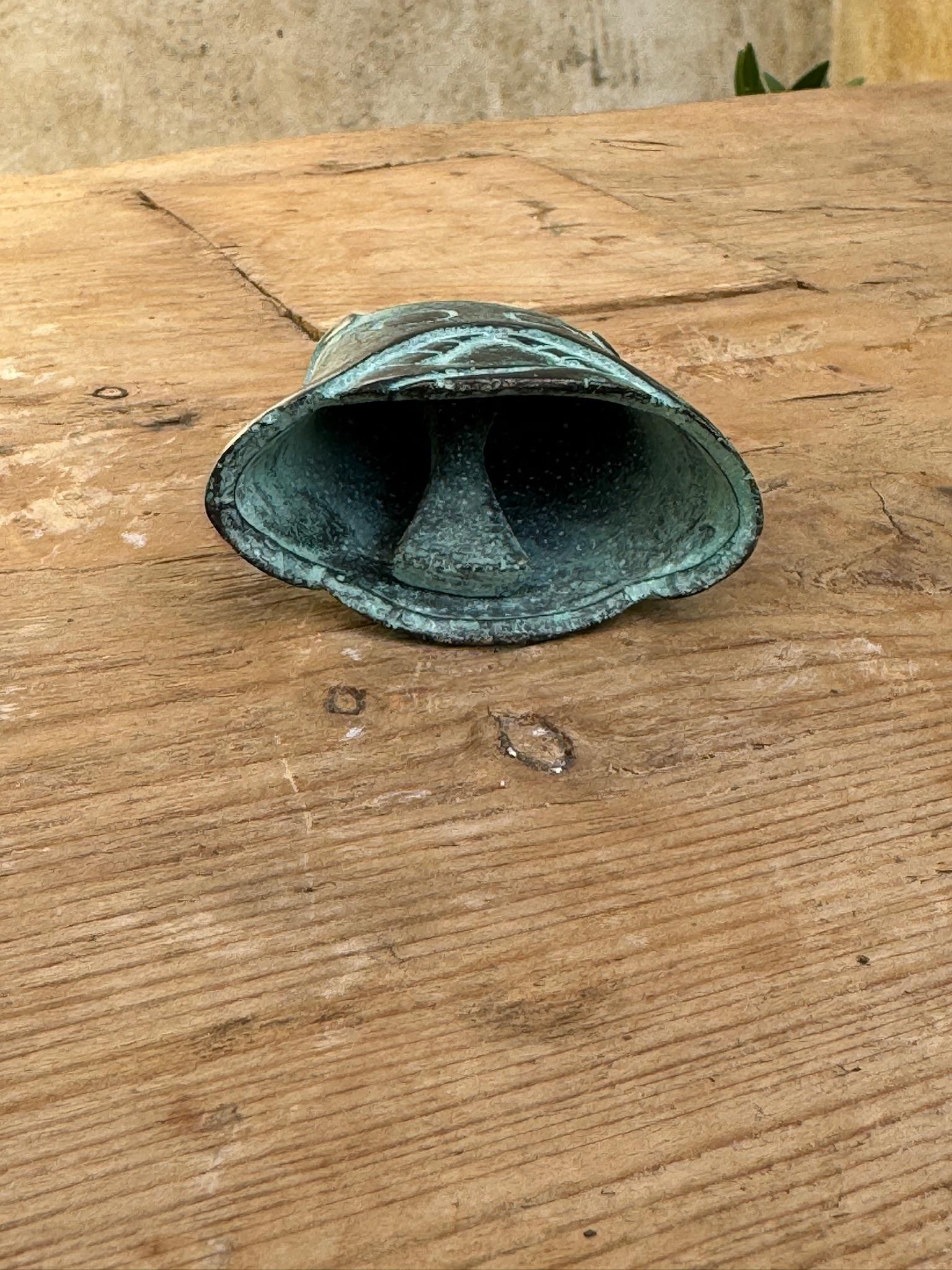 Campana de bronce de la dinastía Shang Chino en venta