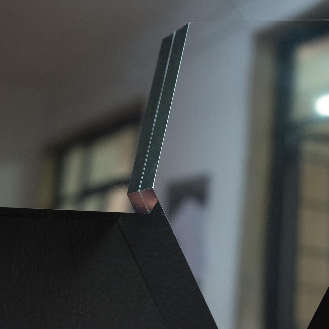 Italiano Shangai Stainless Steel Mirror