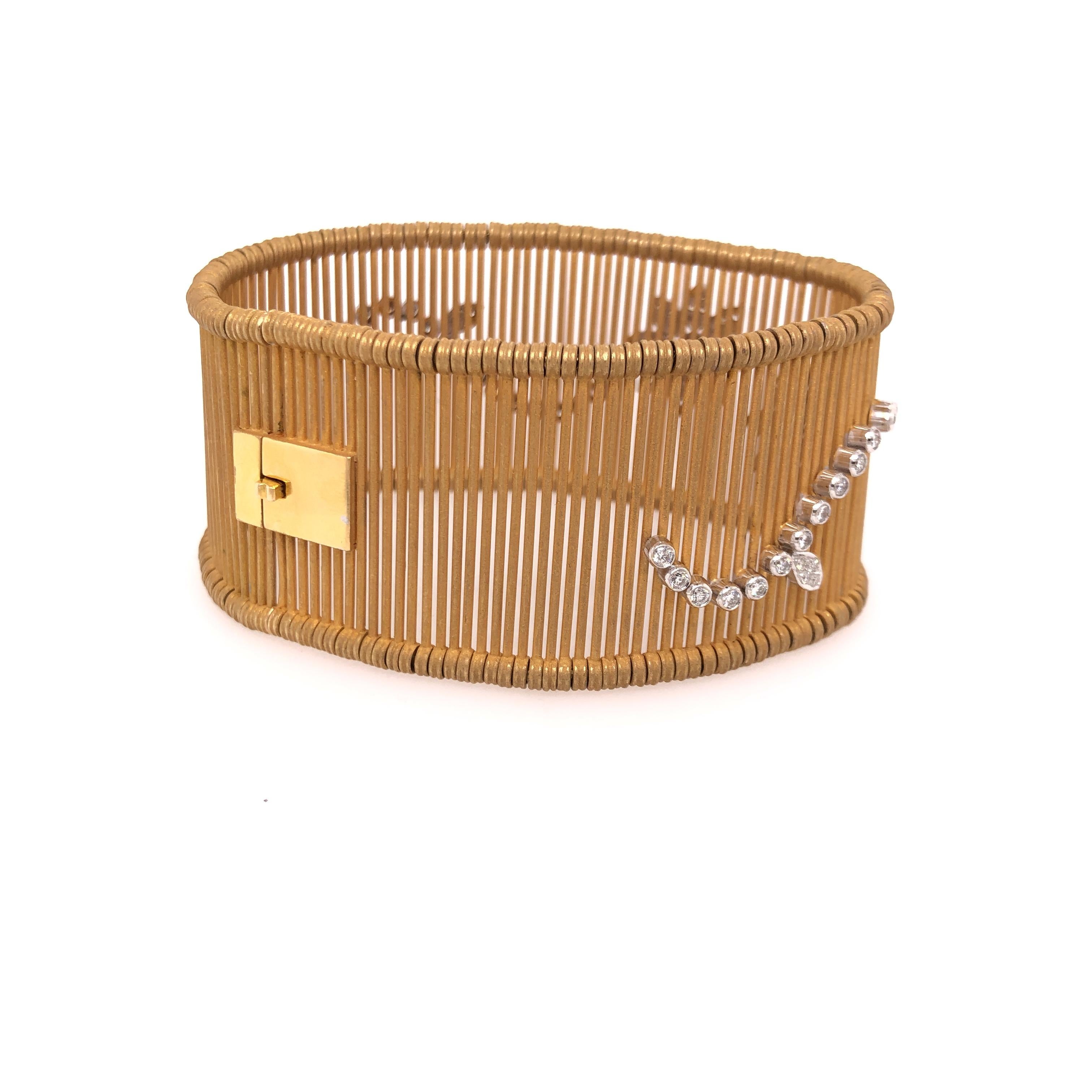 Round Cut Shanghai Yellow Gold and Diamond Bracelet