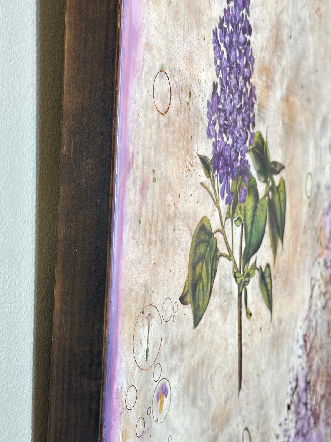 Flieder, Originalgemälde (Zeitgenössisch), Mixed Media Art, von Shannon Amidon