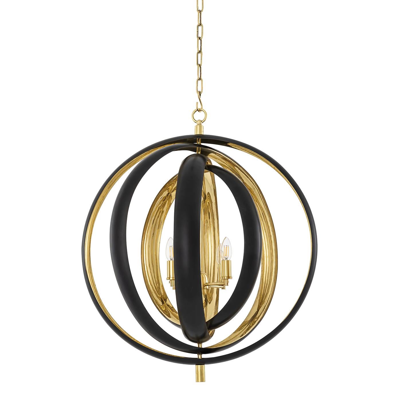 Chandelier Shanon with all structure in solid brass,
inside in polished finish, outside in gunmetal finish.
4 bulbs, lamp holder type E14, max 40 watts, 220-
240 volt. Bulbs not included. Dimmable, dimmer not
included. 150cm hanging chain.