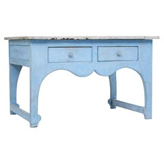 Mesa auxiliar de pino sueco pintado de mediados del siglo XIX