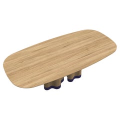 Ovaler Tisch in Form eines Ovals aus Massivholz oder lackiertem Sockel und Platte