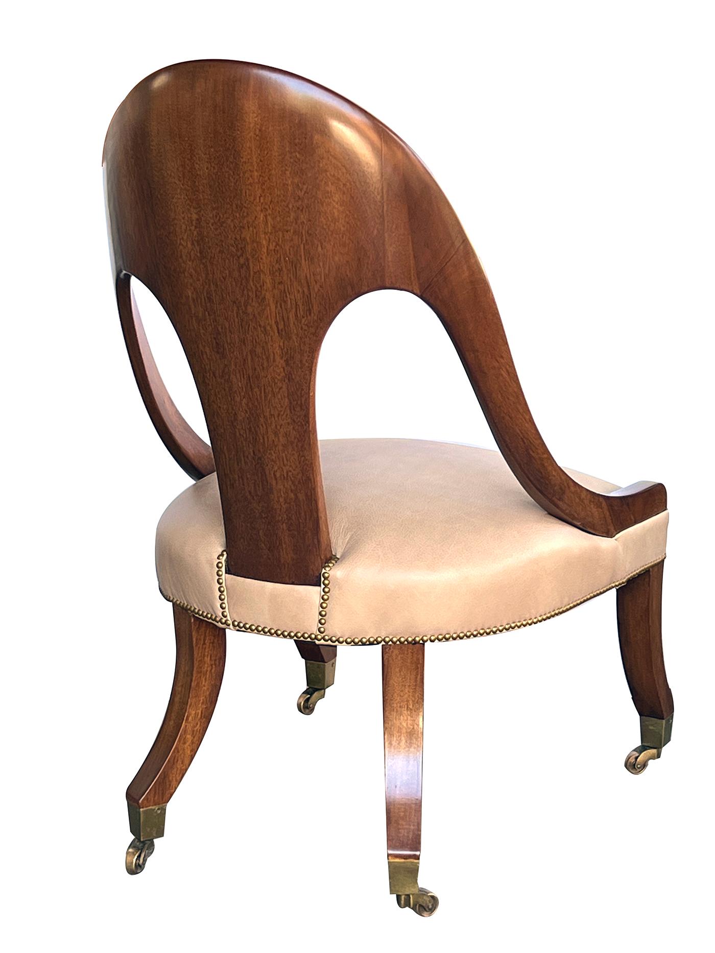 Mid-20th Century Shapely English Regency Style Solid Mahogany Spoonback Chair For Sale