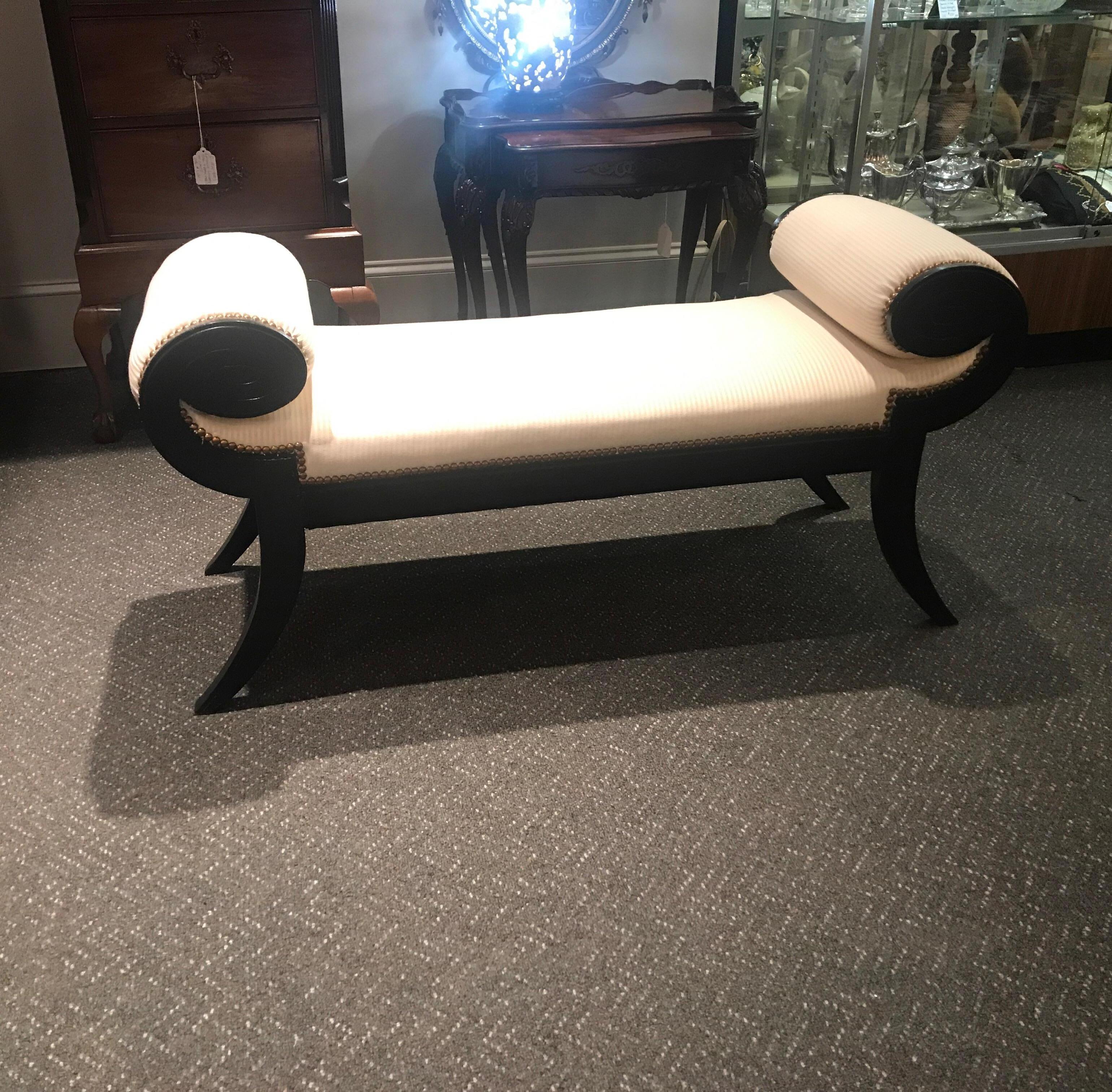 Mid-20th Century Shapely Hollywood Regency Bench, 1960s