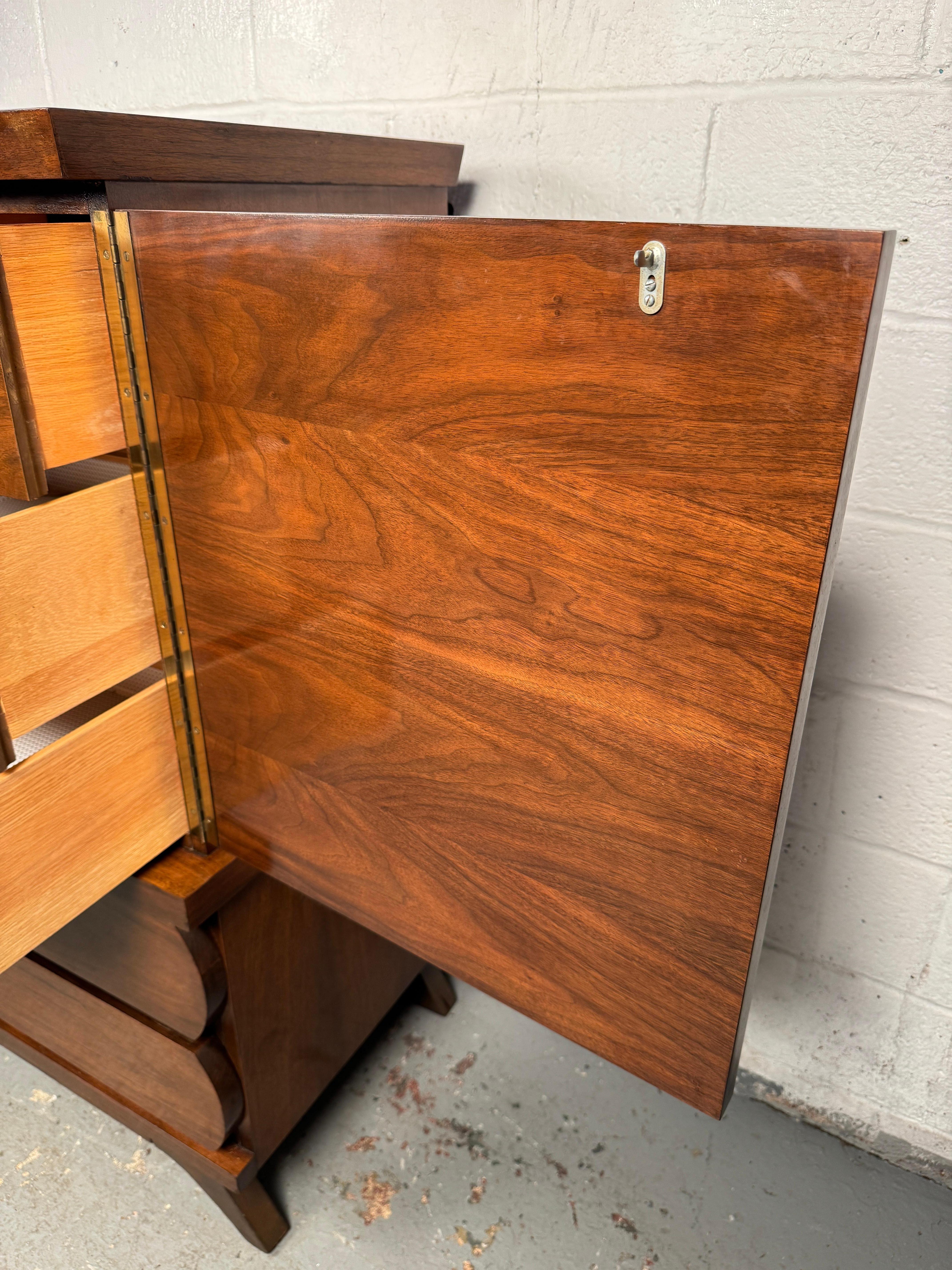 Shapely Mid-Century Modern Walnut Highboy Dresser For Sale 7