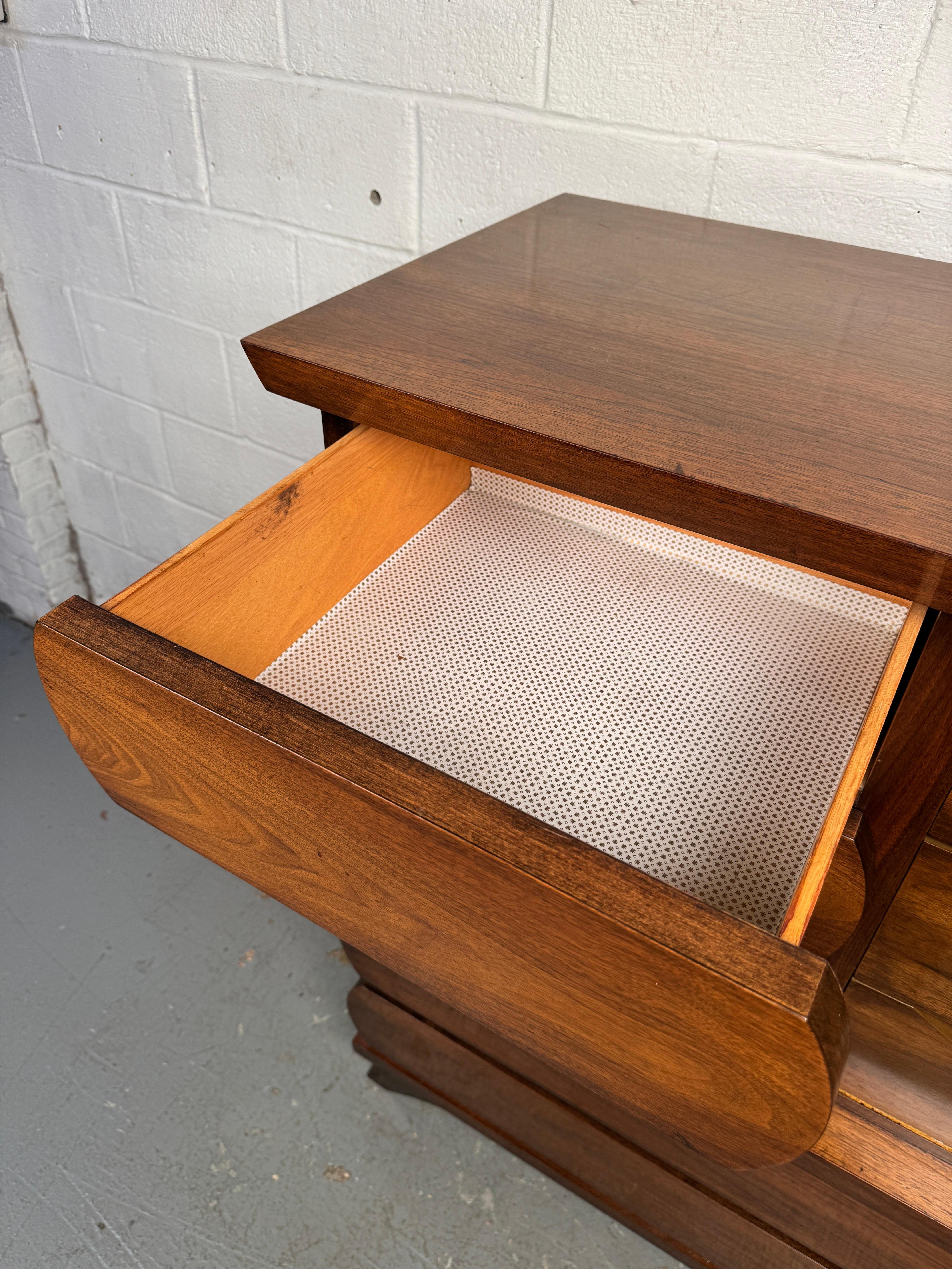 Shapely Mid-Century Modern Walnut Highboy Dresser For Sale 8