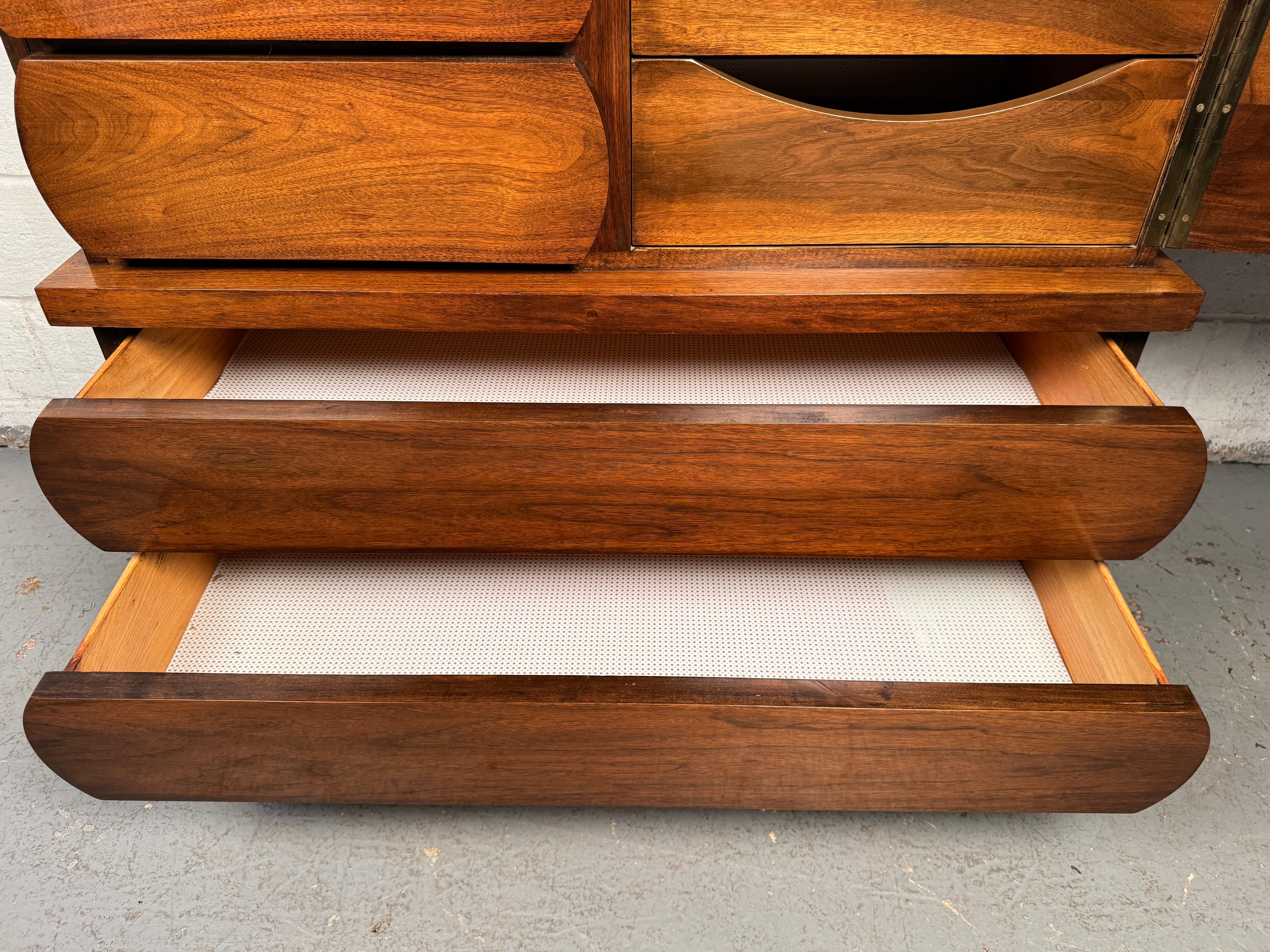Shapely Mid-Century Modern Walnut Highboy Dresser For Sale 10