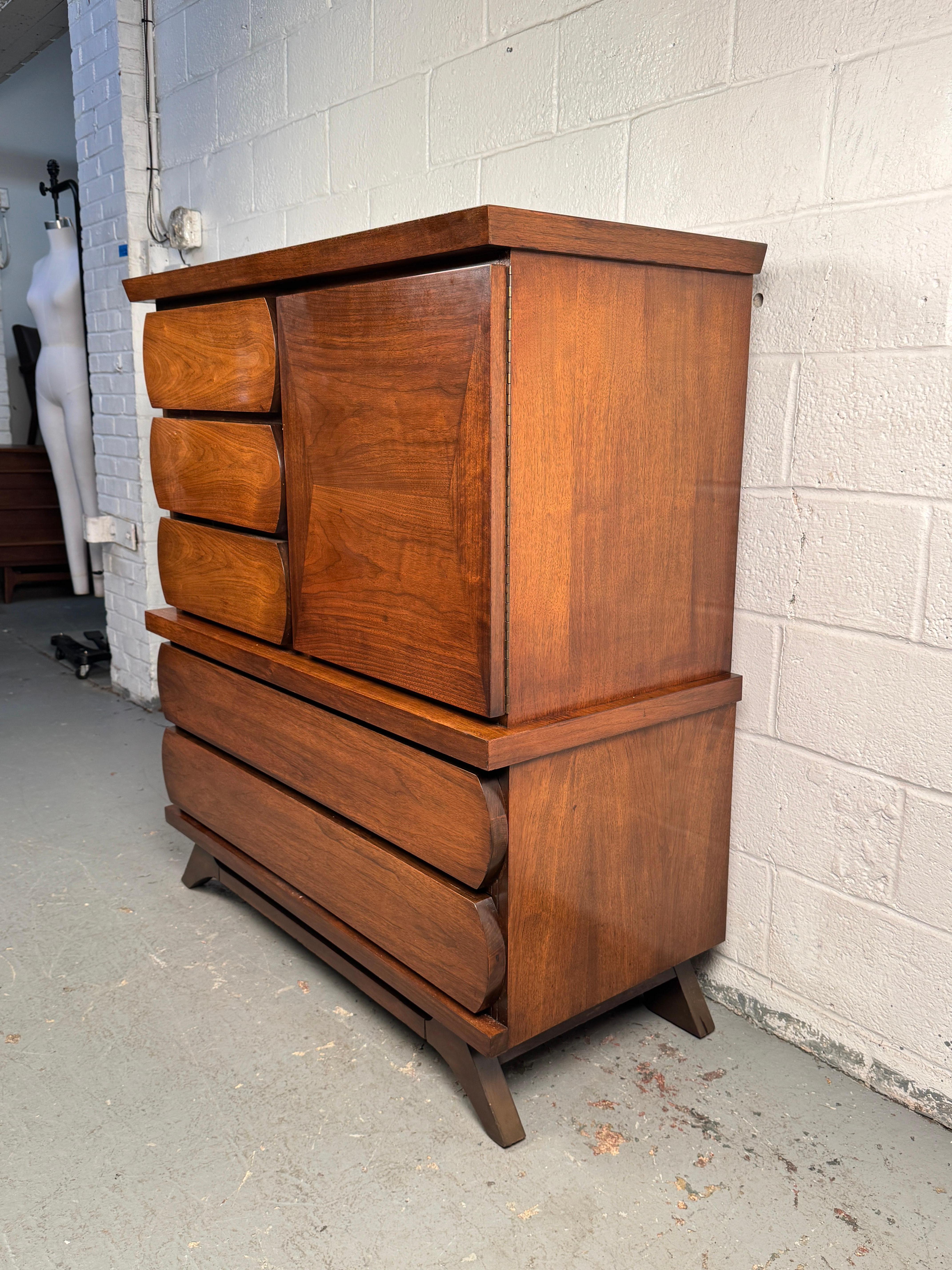 Shapely Mid-Century Modern Walnut Highboy Dresser For Sale 1