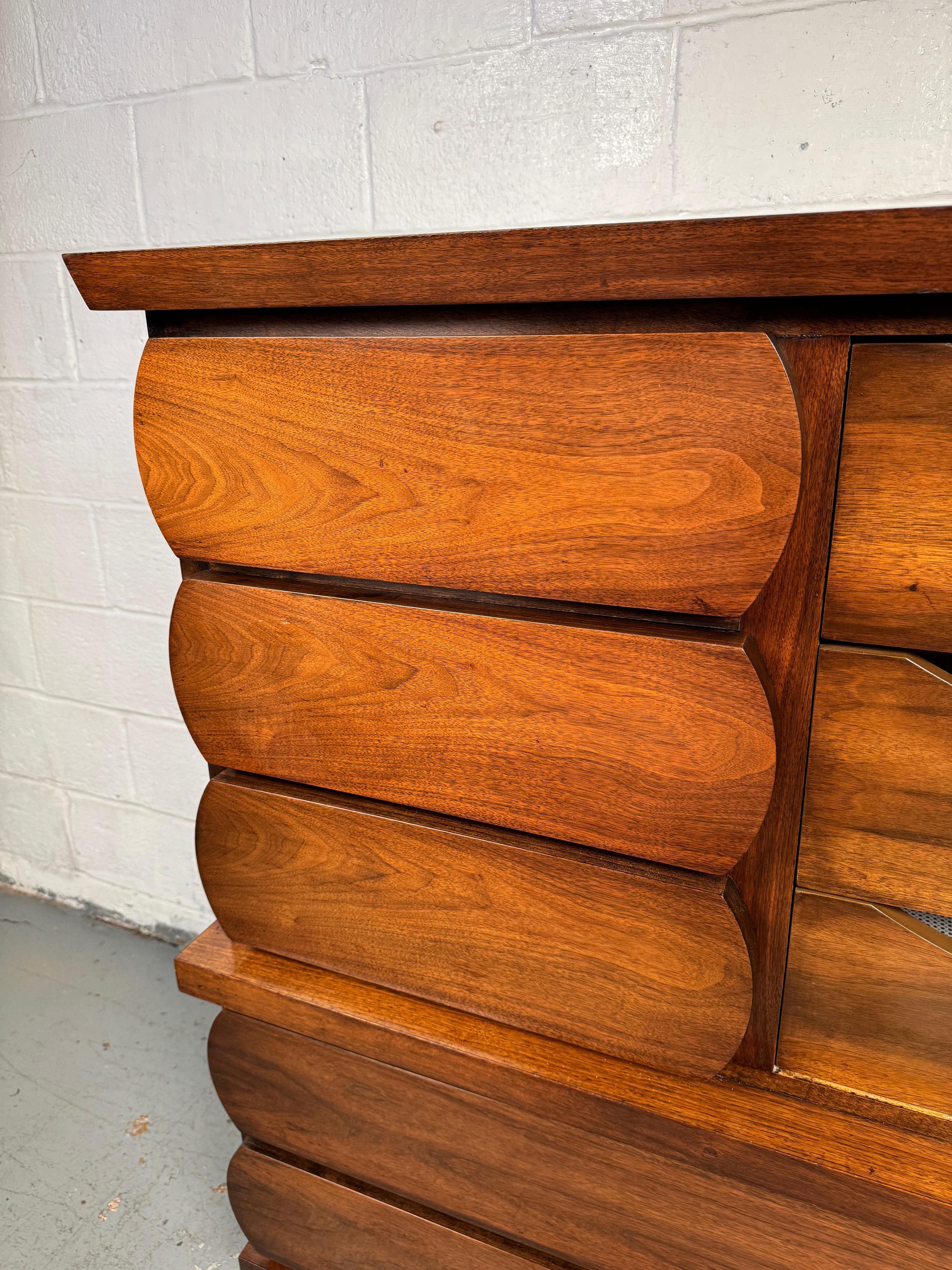 Shapely Mid-Century Modern Walnut Highboy Dresser For Sale 5