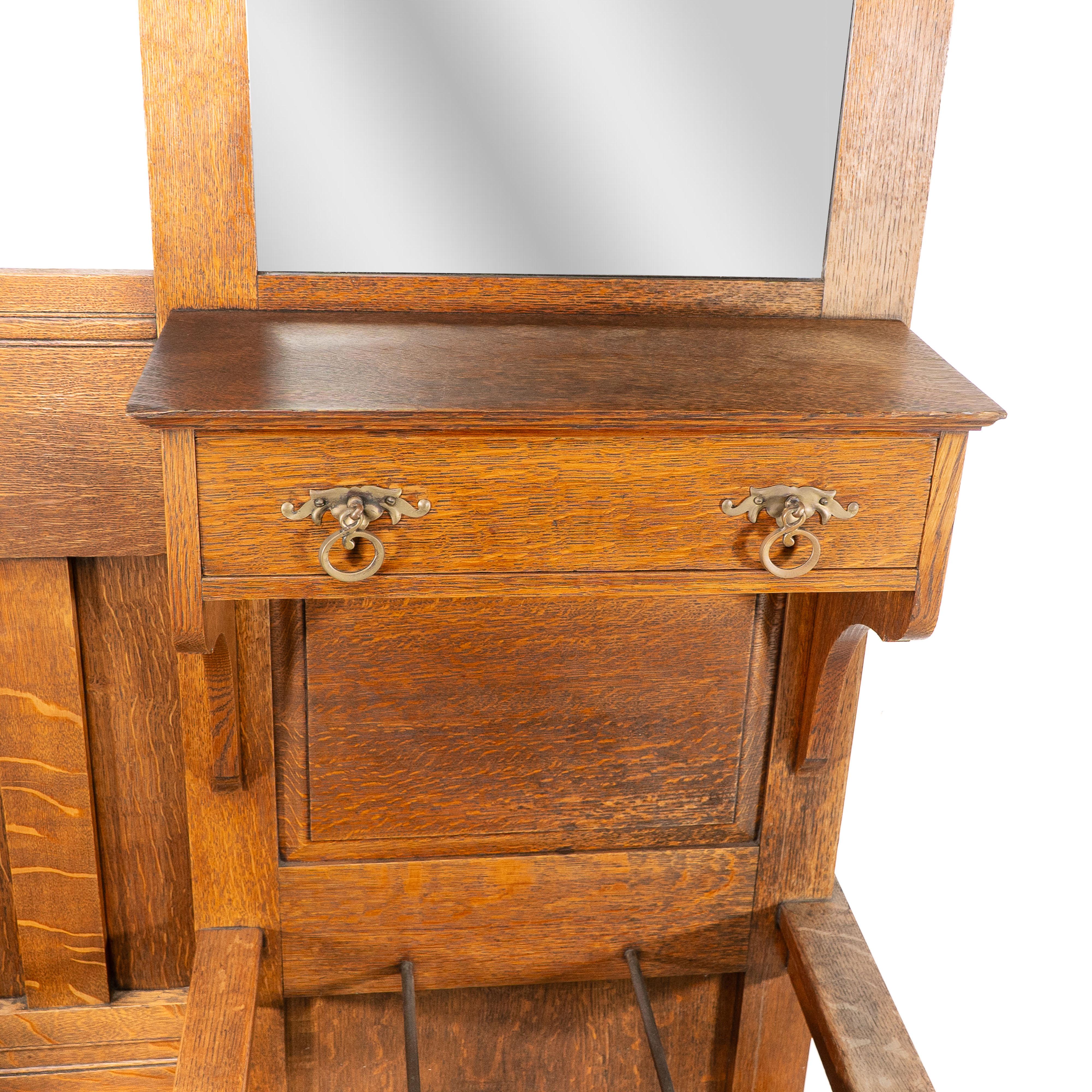 Shapland & Petter. Un buon stand da sala in legno di quercia Arts and Crafts in vendita 8