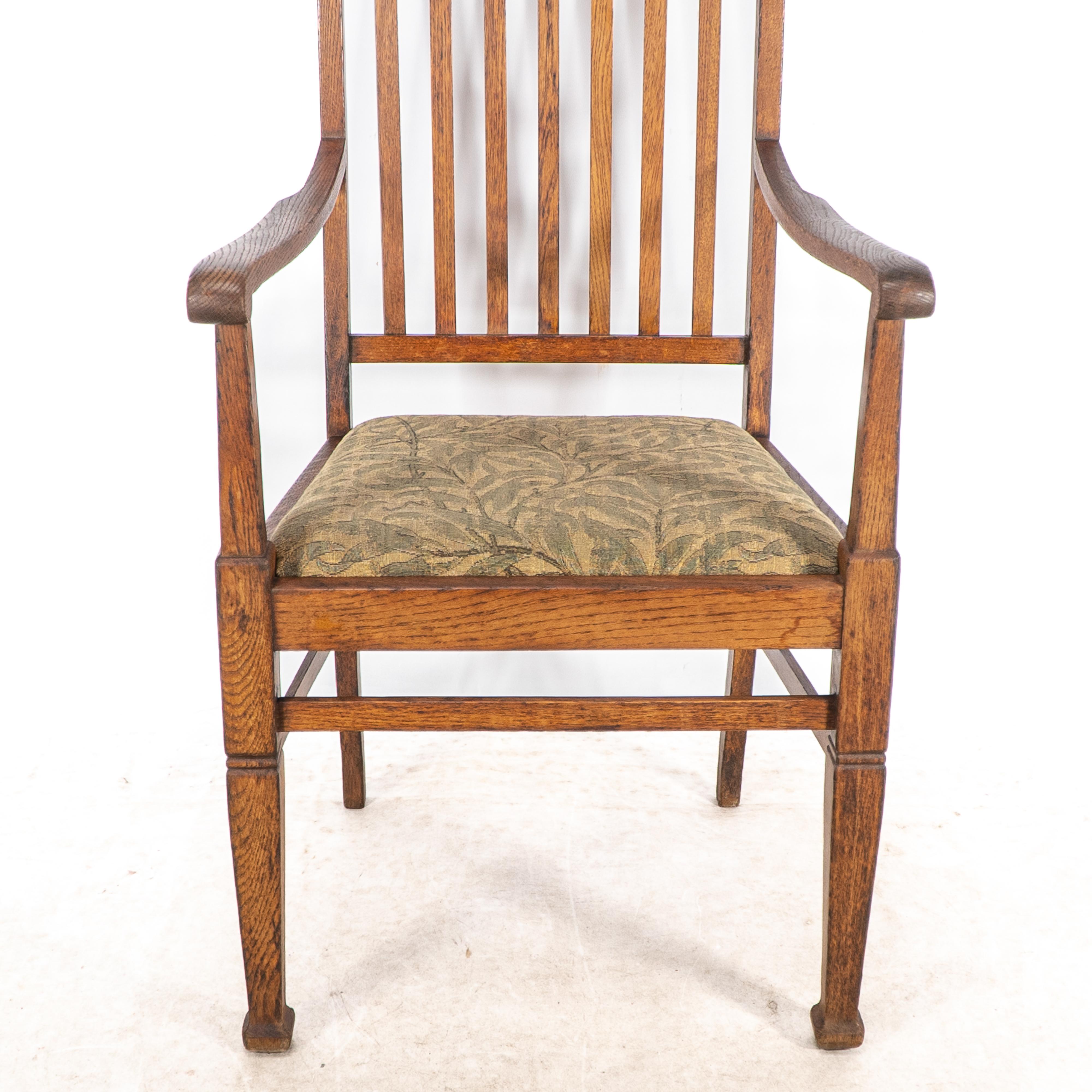 Shapland & Petter. Una coppia di poltrone Arts and Crafts in Oak in vendita 6