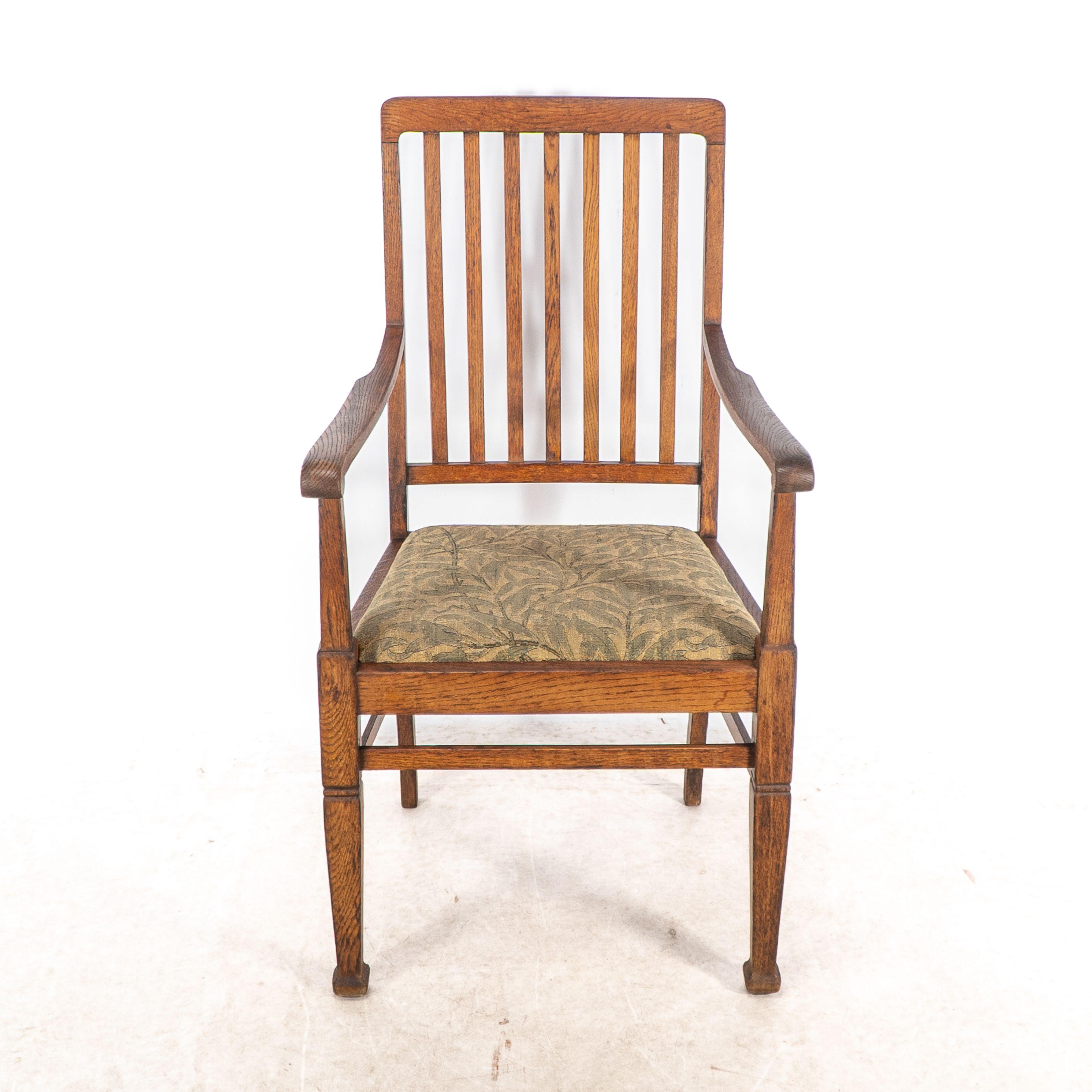 Shapland & Petter. Una coppia di poltrone Arts and Crafts in Oak In condizioni buone in vendita a London, GB