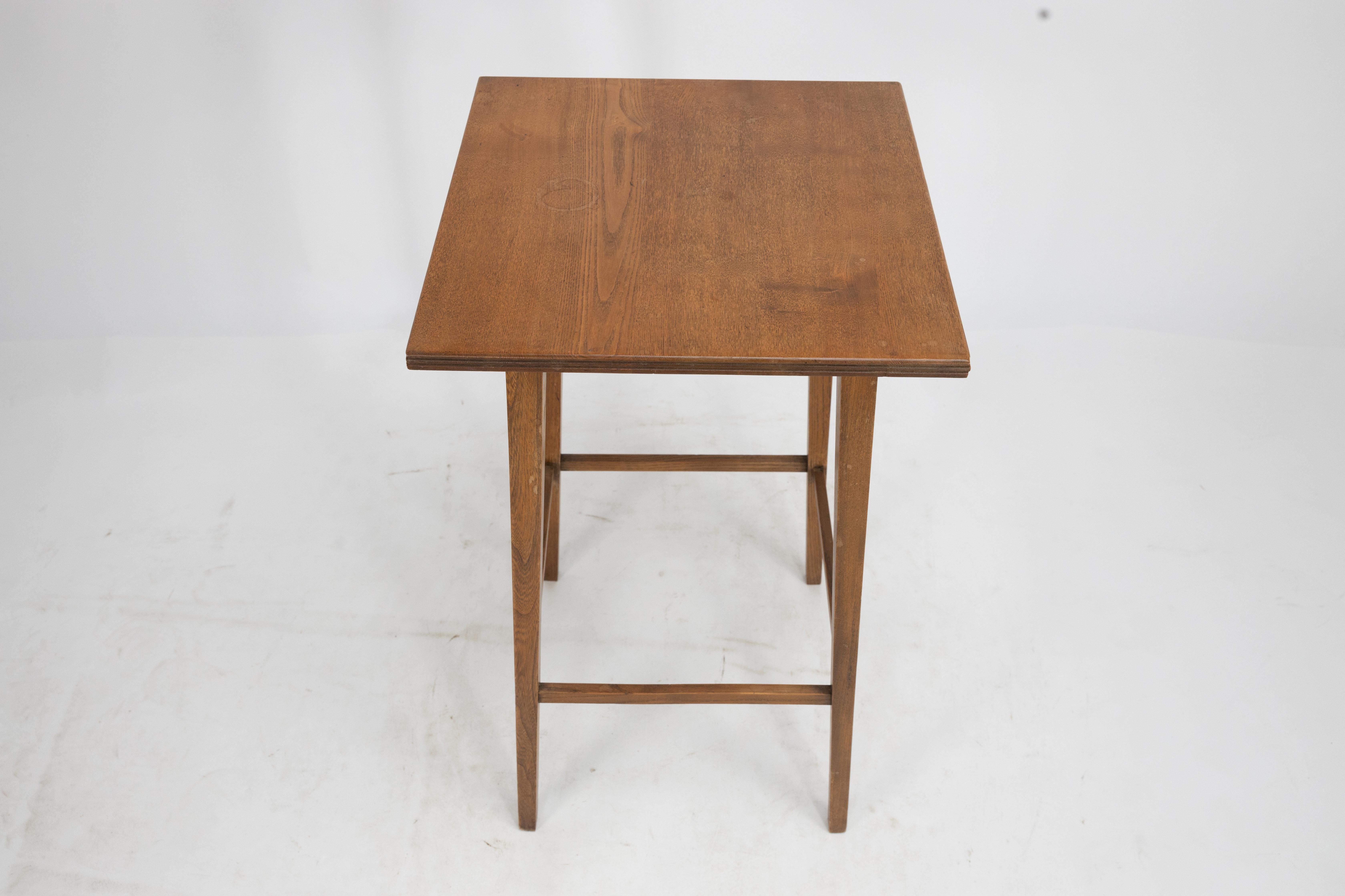 Shapland & Petter A small Arts & Crafts Ash side table with square tapering legs For Sale 2