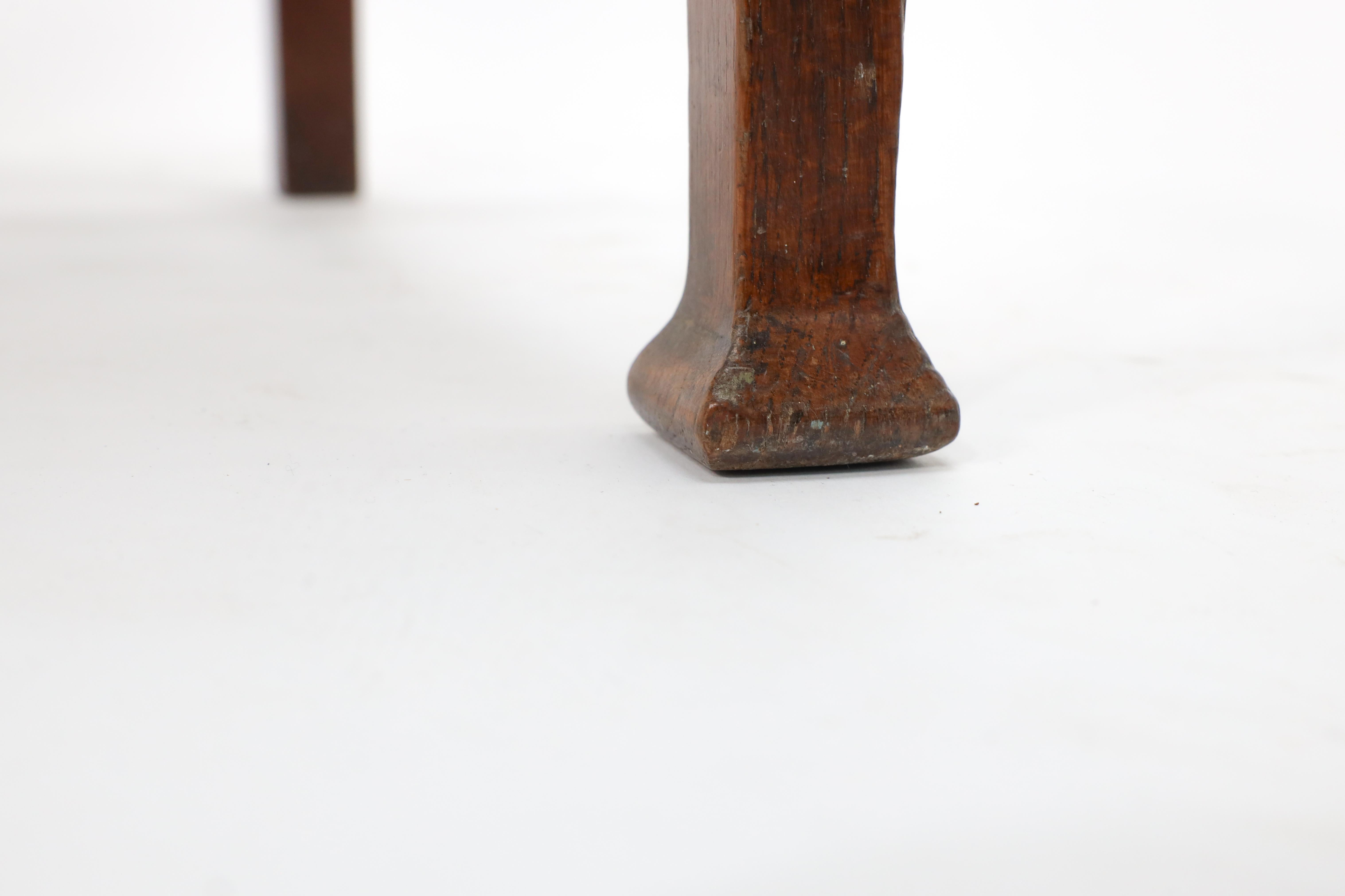 Shapland and Petter. A top quality Glasgow school oak Arts and Crafts hall chair For Sale 10