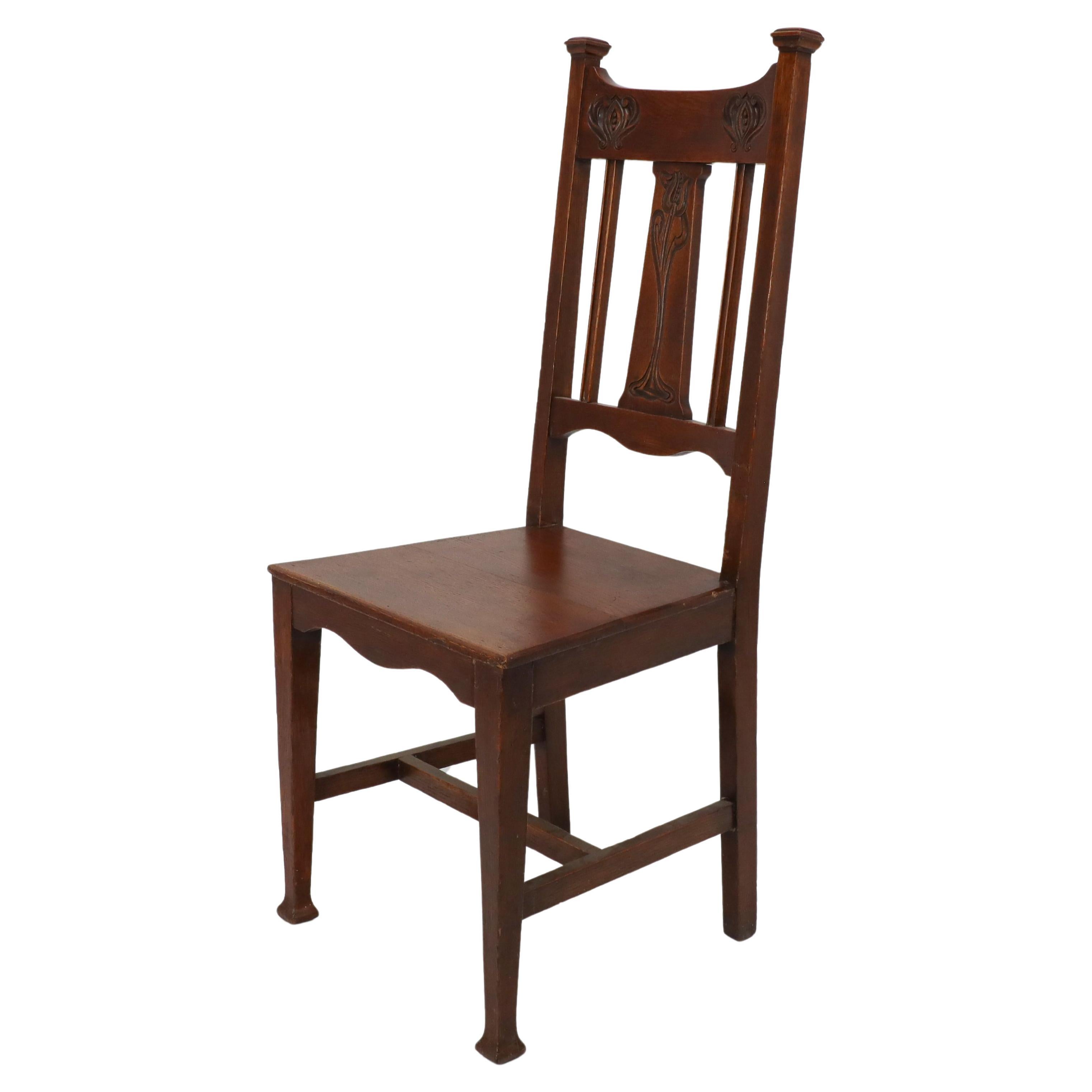 Shapland and Petter. A top quality Glasgow school oak Arts and Crafts hall chair