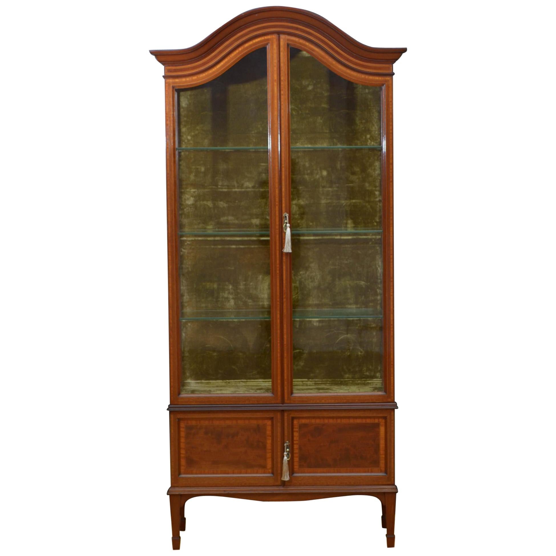 Shapland und Petter Edwardianischer Vitrinenschrank