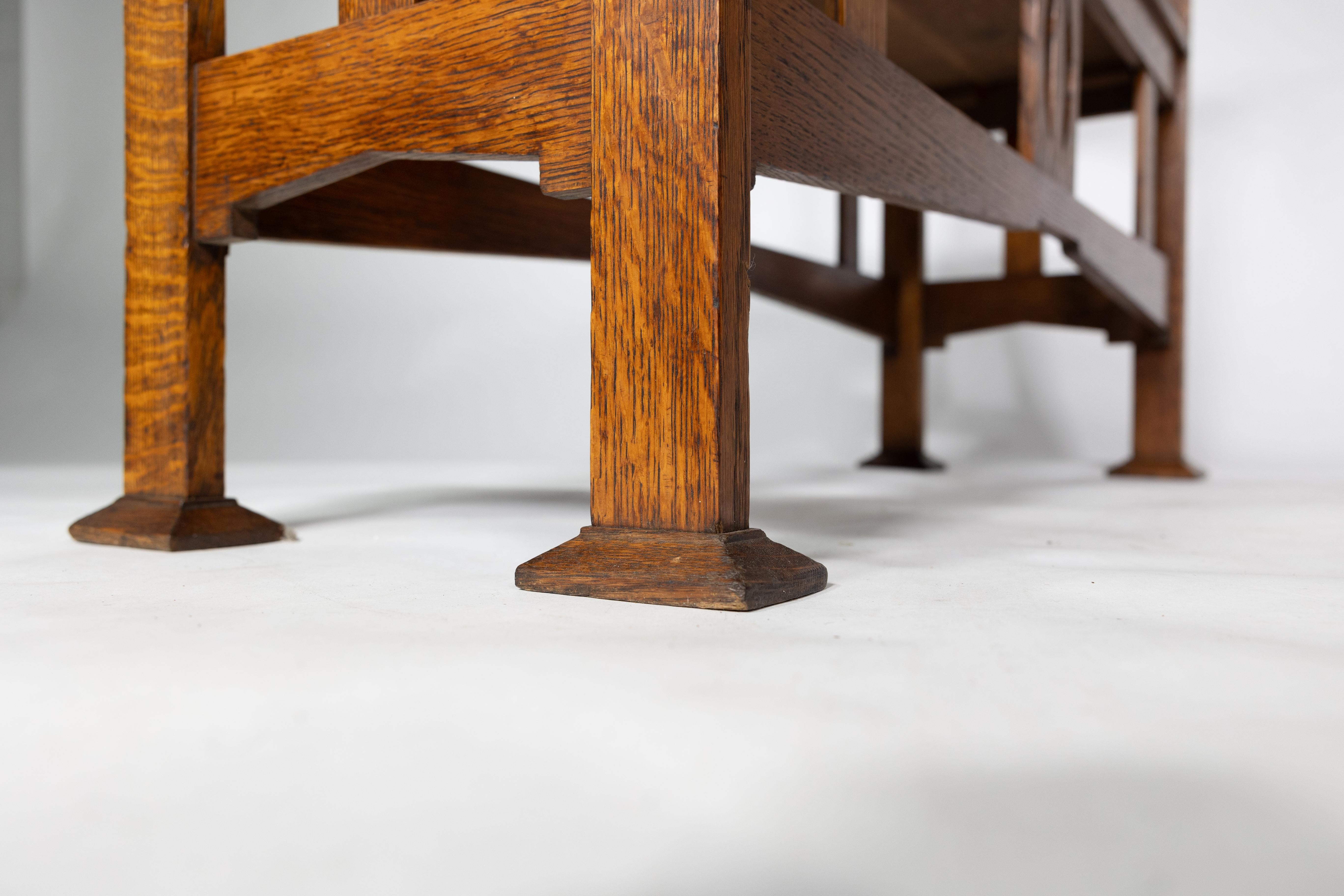 Shapland & Petter, Ein guter Arts & Craft Doppelklavierhocker oder Fensterbank aus Eiche im Angebot 9