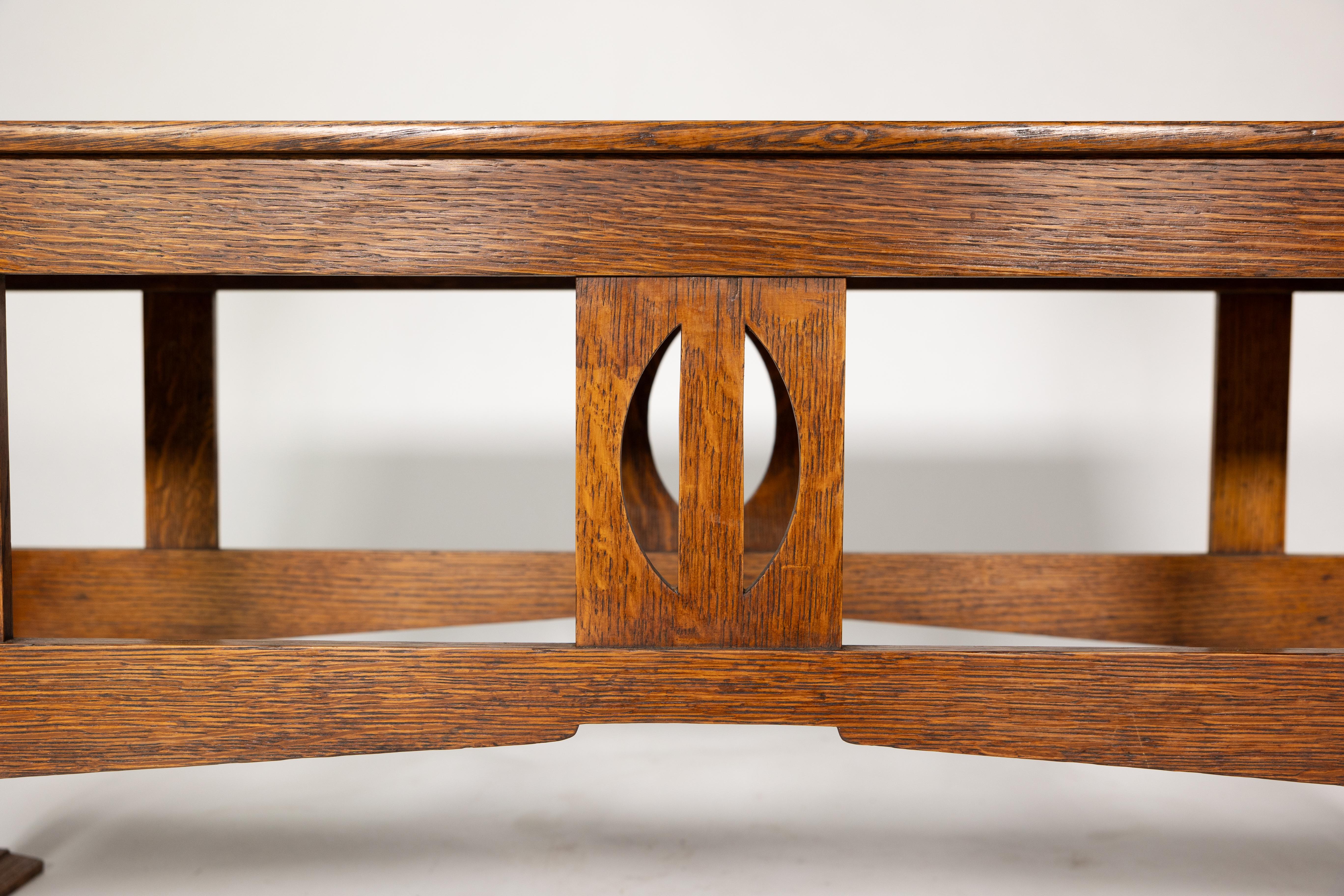Shapland & Petter, Ein guter Arts & Craft Doppelklavierhocker oder Fensterbank aus Eiche im Angebot 1