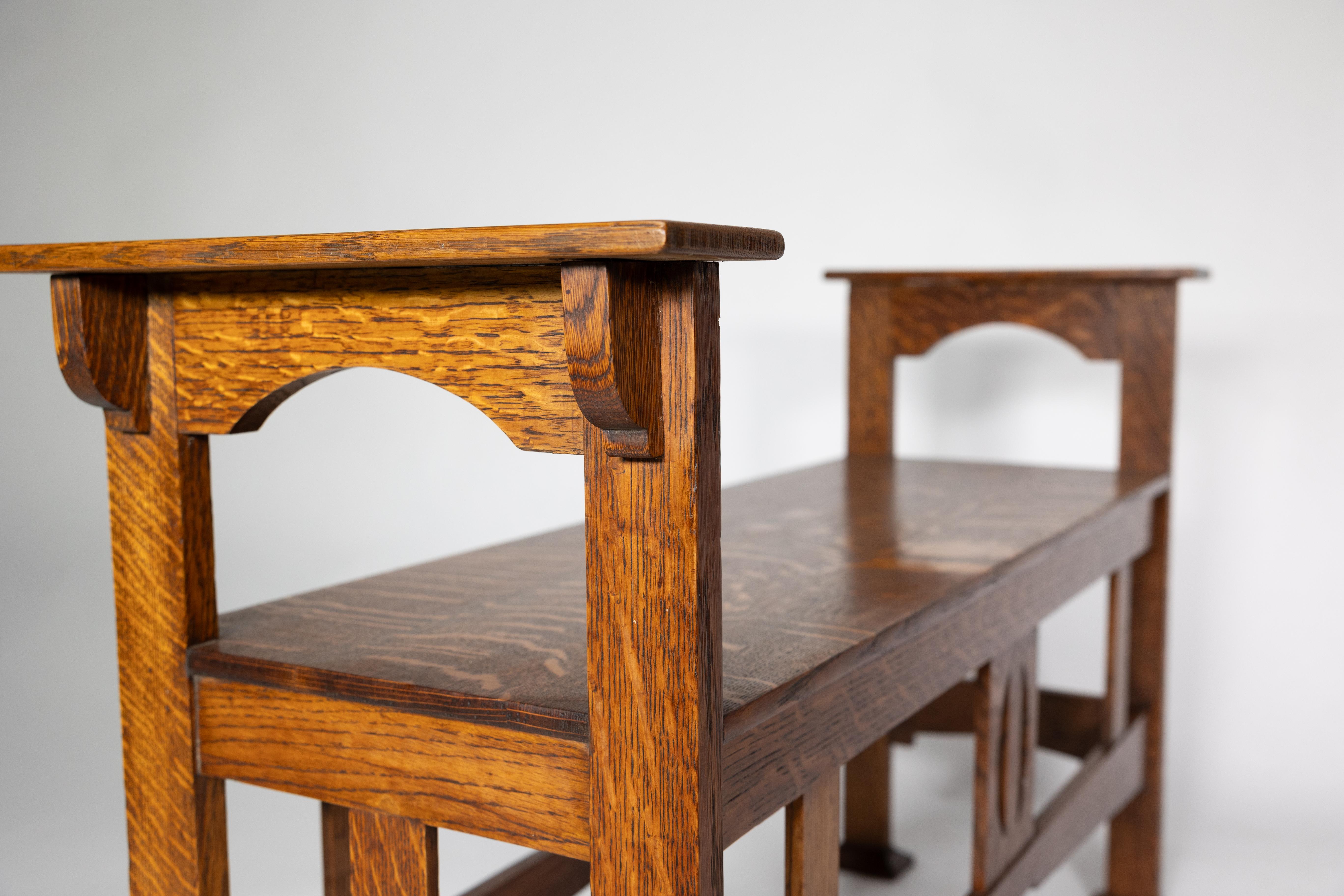 Shapland & Petter, Ein guter Arts & Craft Doppelklavierhocker oder Fensterbank aus Eiche im Angebot 2