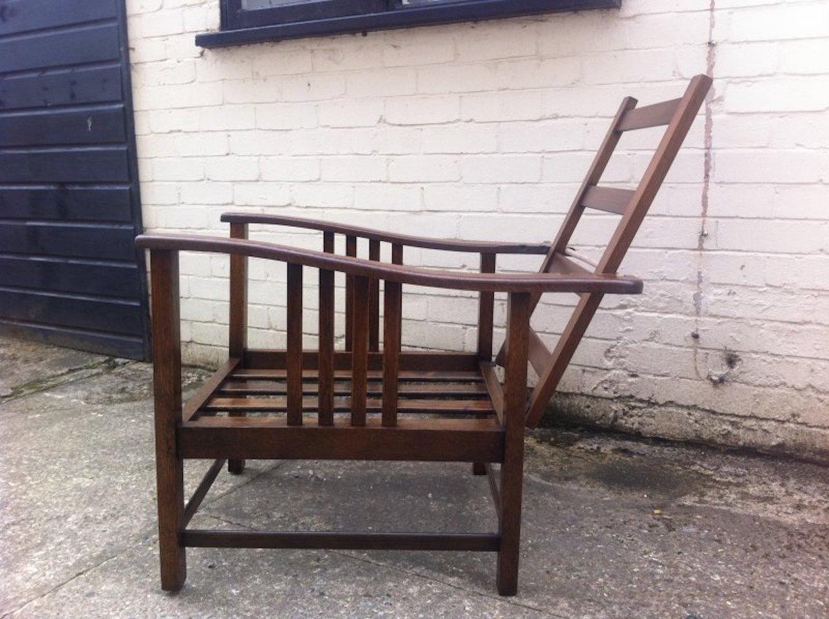 Hand-Crafted Shapland & Petter Arts & Crafts Oak Reclining Armchair with Shaped Extended Arms