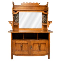 Credenza Shapland & Petter Arts & Crafts in Oak con piano e espositore in legno