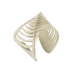 Sharch - Bracelet manchette à découpes - Sable argenté