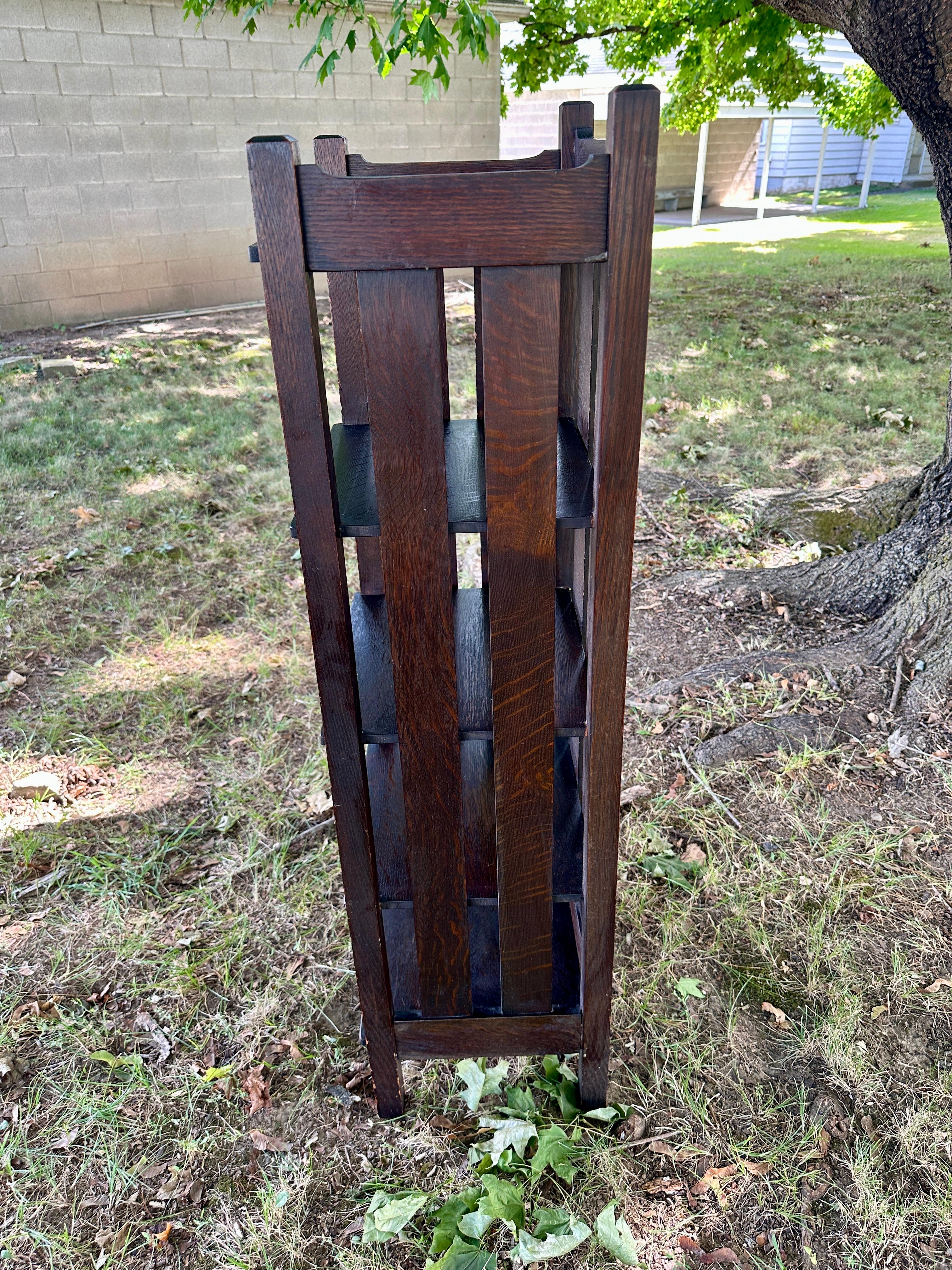 Arts and Crafts Share Antique L&JG Stickley Magazine/Book Stand - W8404 For Sale