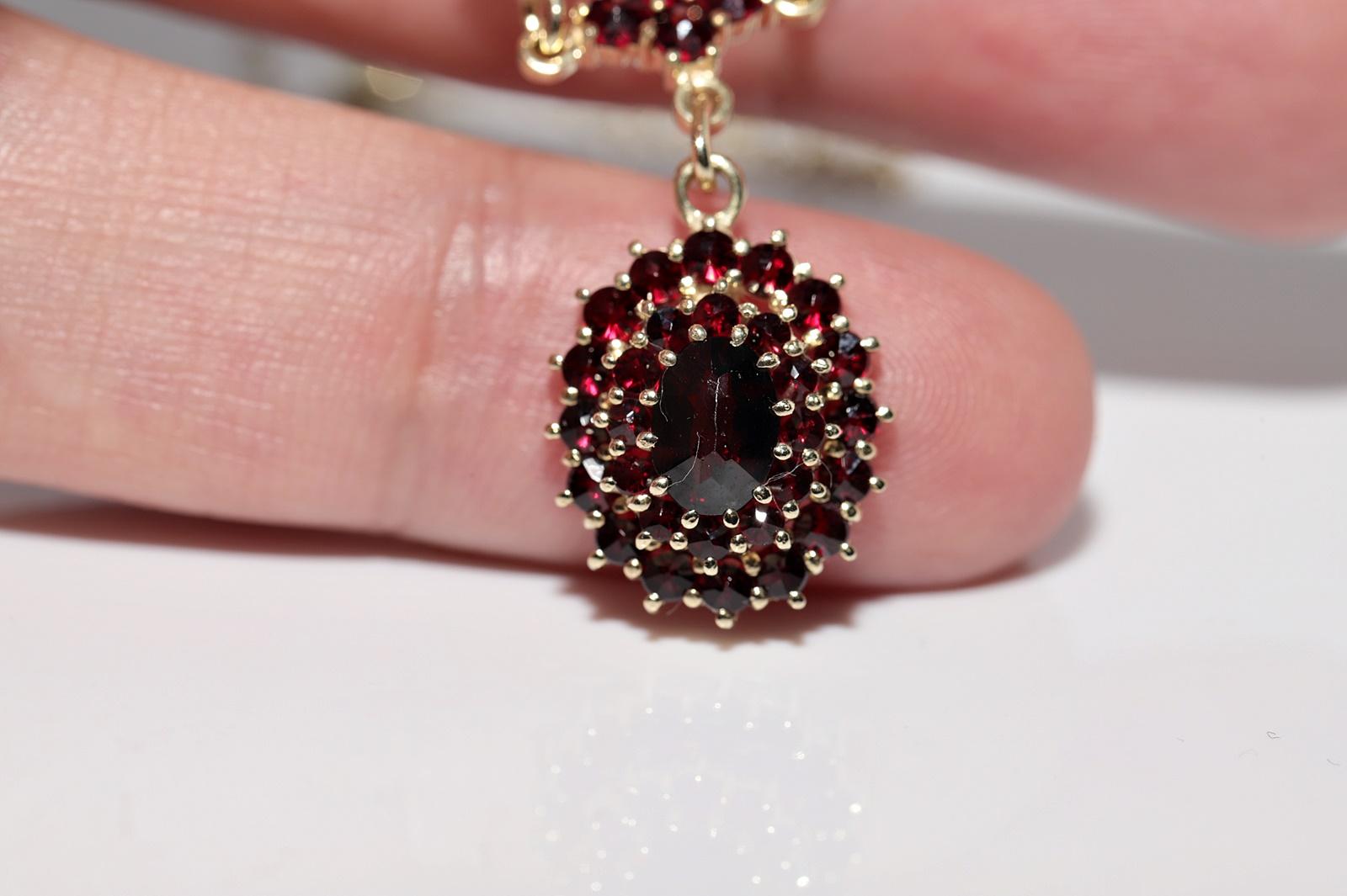 Vintage 14k Gold Natural Garnet Decorated Necklace For Sale 4