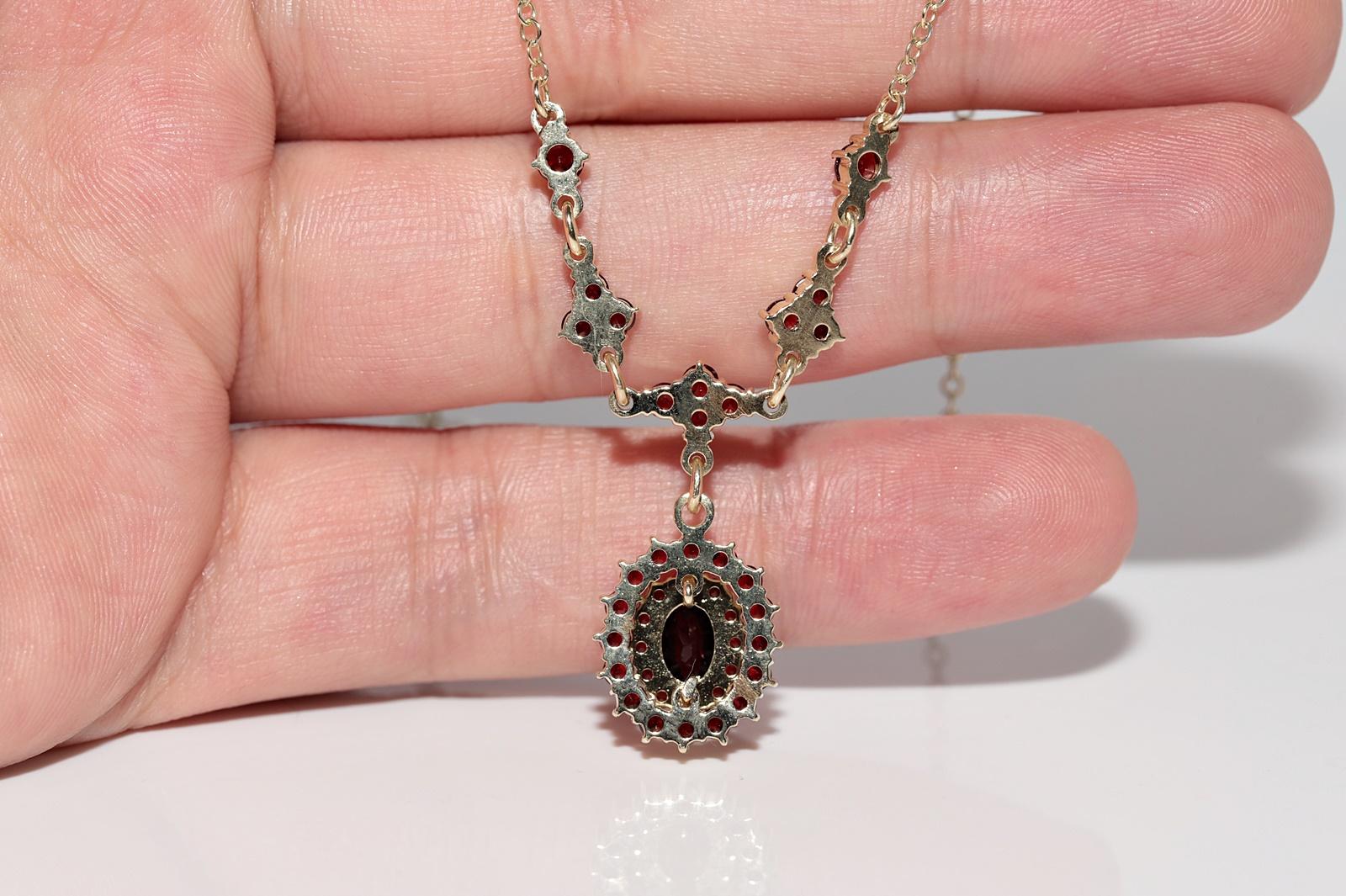Vintage 14k Gold Natural Garnet Decorated Necklace For Sale 6