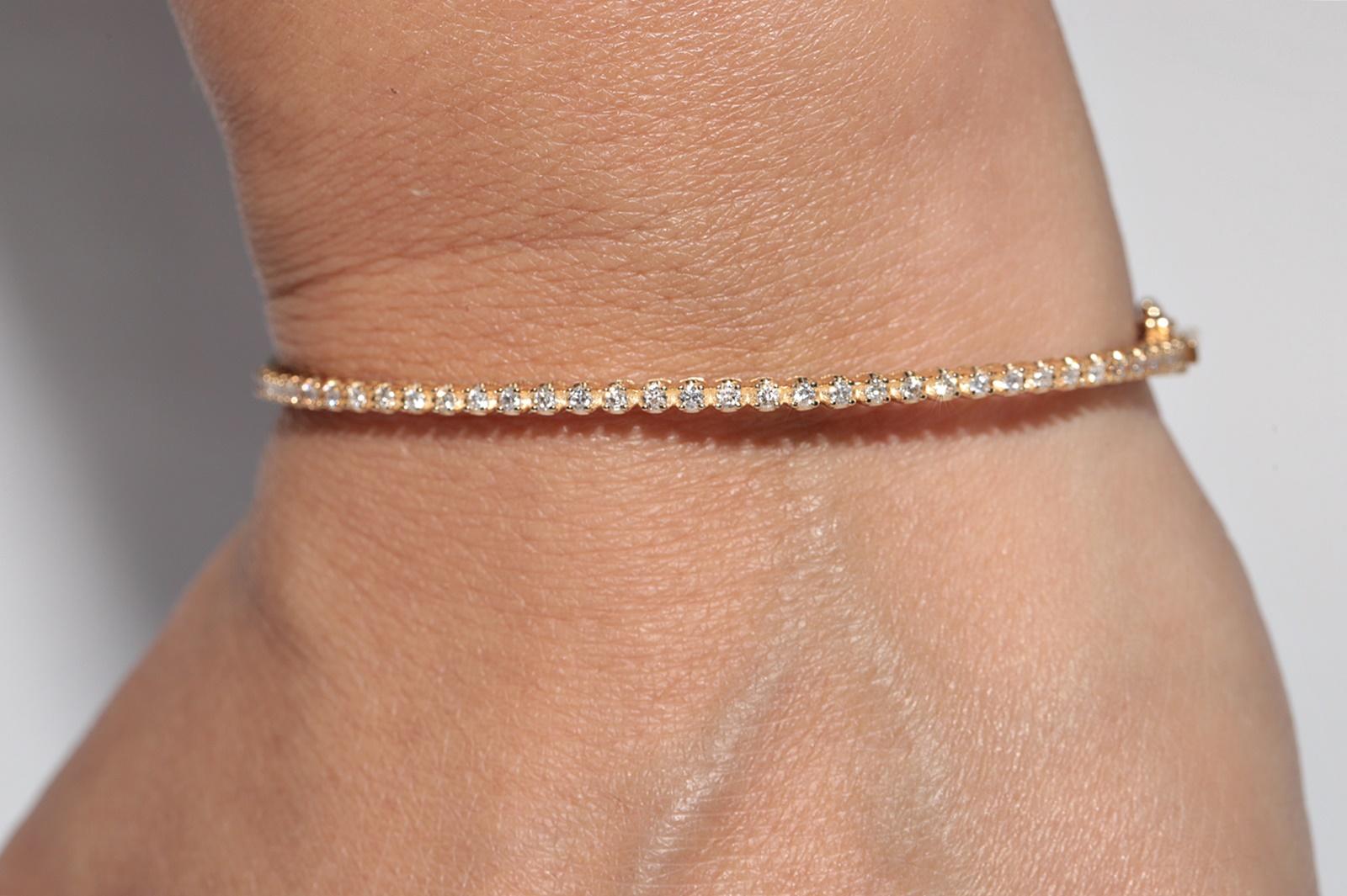 Teilen Sie Vintage CIRCA 1990er 14k Gold natürlichen Diamanten verziert Armreif Armband im Angebot 12