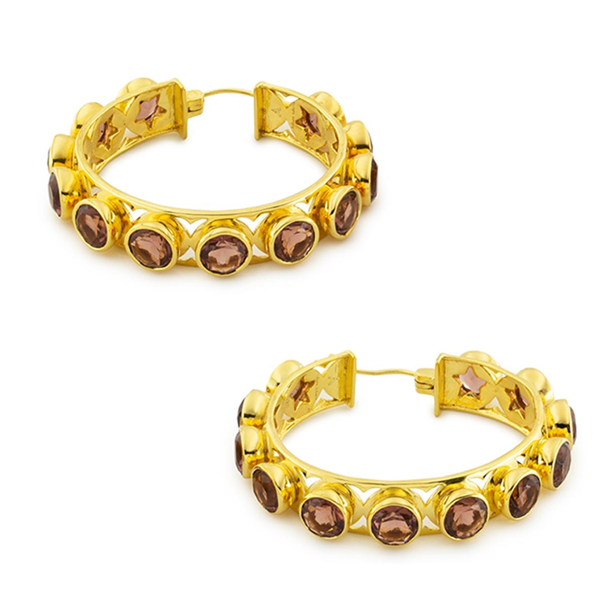 Modern Shari Hoop Earrings in 18K Gold with Multicolored Gemstones For Sale