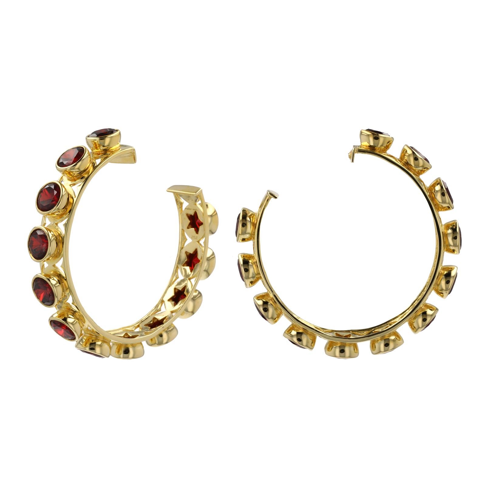 Shari Hoop Earrings in 18K Gold with Multicolored Gemstones For Sale 1