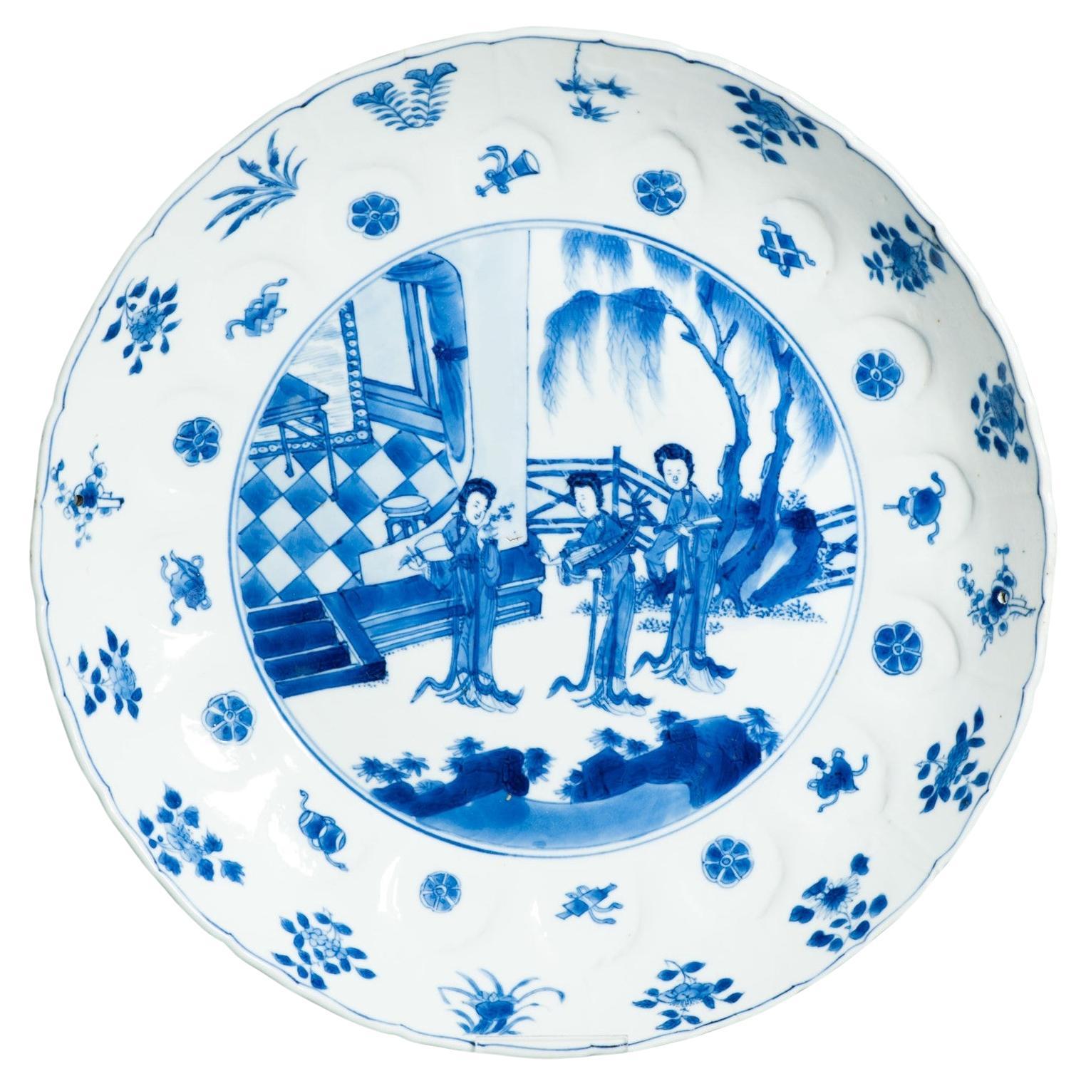 Sharing with you this beautiful and large Chinese porcelain plate from the Kang