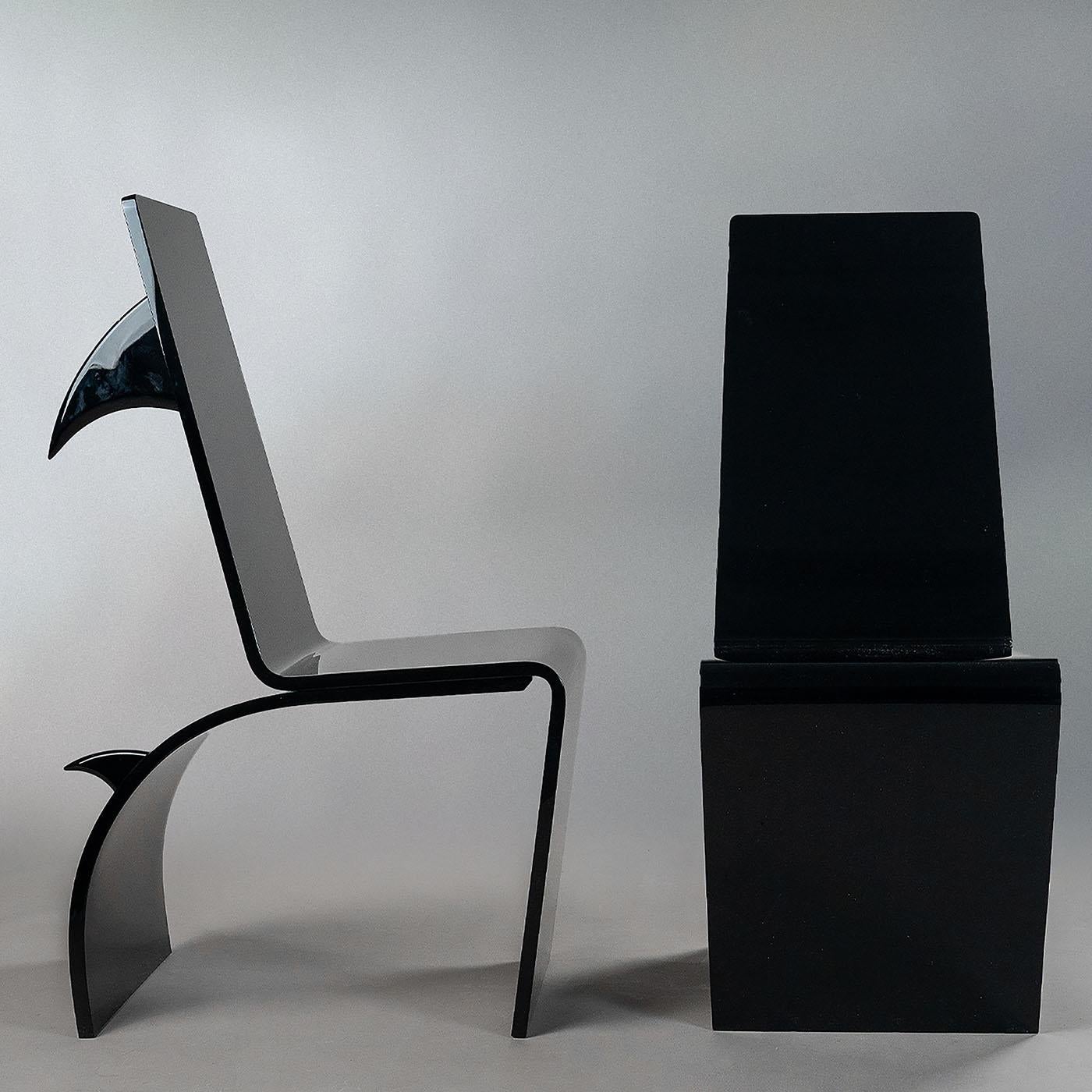 Shark Black Chair In New Condition For Sale In Milan, IT