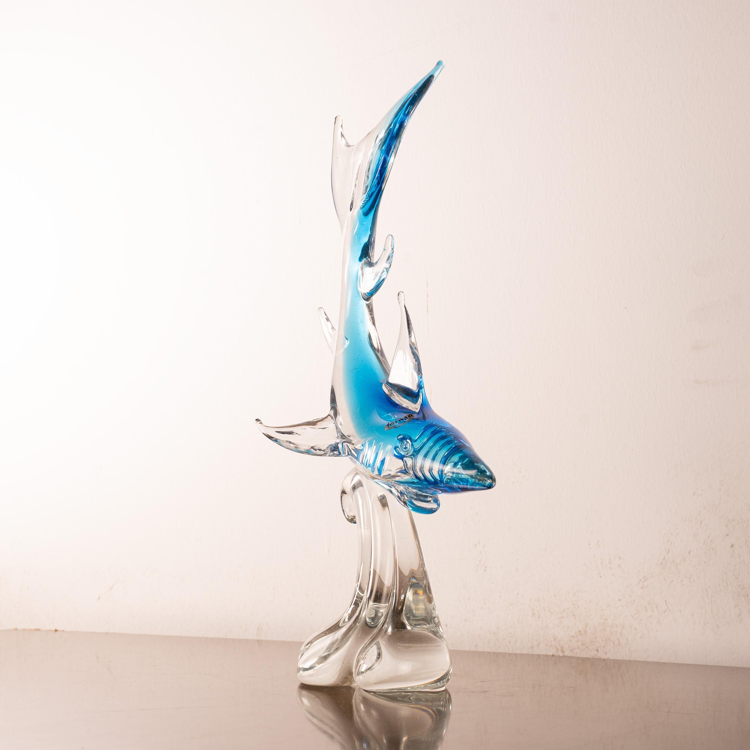 Shark Sculpture in Crystal Murano glass with shades of blue, Italy in stock

Dimensions: L 23 cm x H 43 cm x D 23cm ( L 9.0