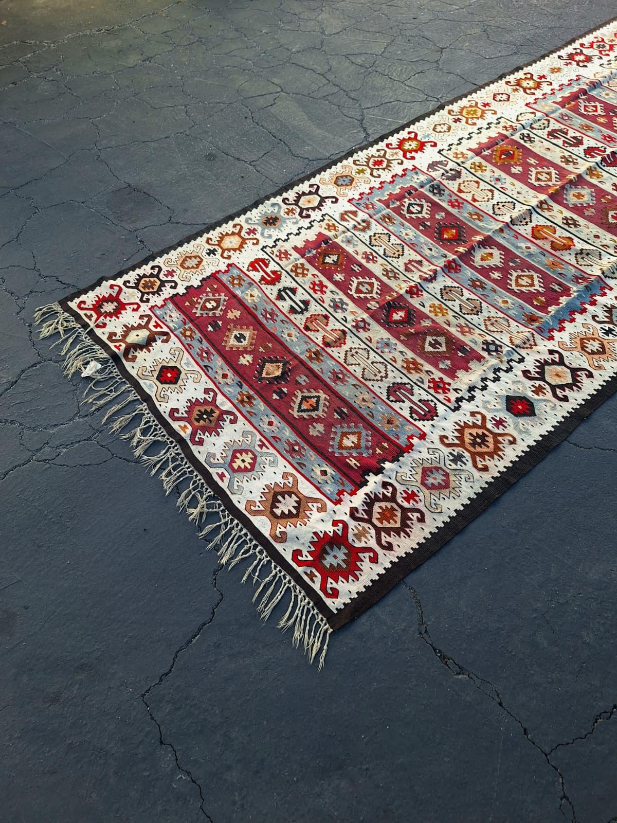 Sharkoy Antiker Kelim im Angebot 3