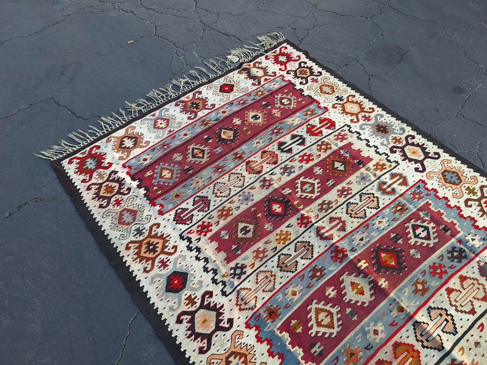 Sharkoy Antiker Kelim (Mitte des 20. Jahrhunderts) im Angebot