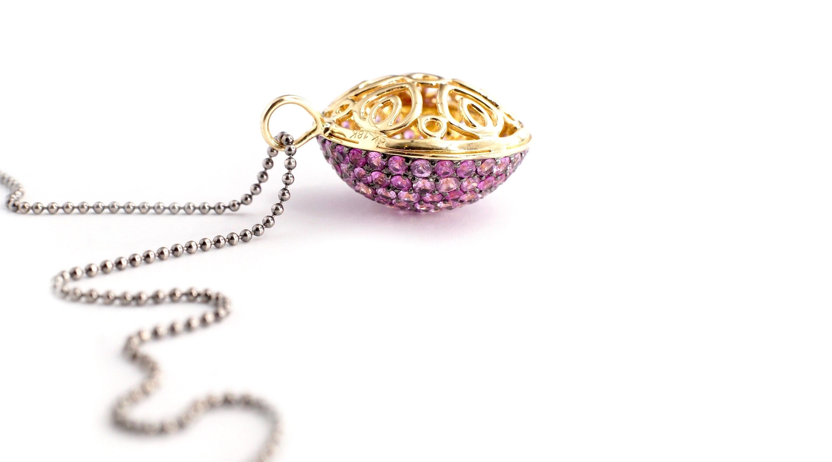 Sharon Khazzam Pink Sapphire 18 Karat Yellow Gold Lentil Pendant In New Condition For Sale In Great Neck, NY