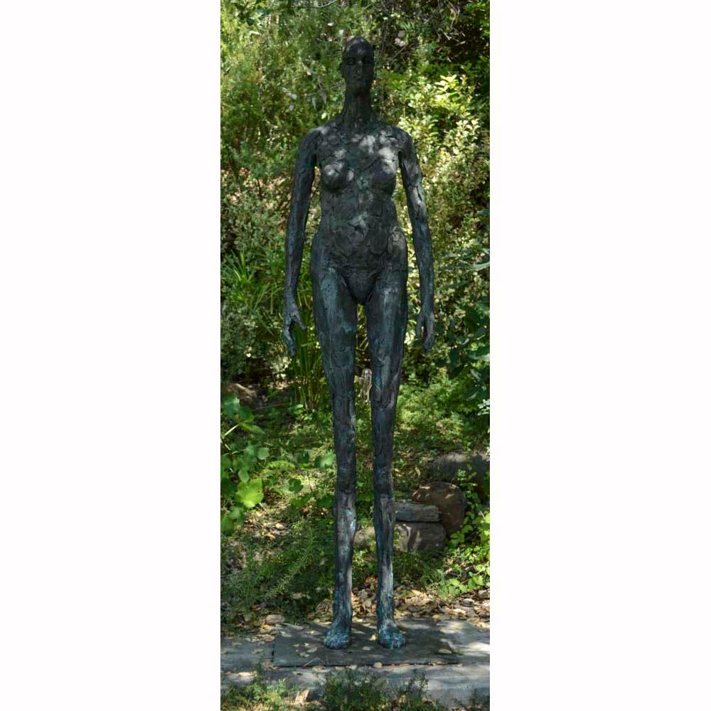 Sharon Loper Figurative Sculpture – Weibliche Figur 2/3 