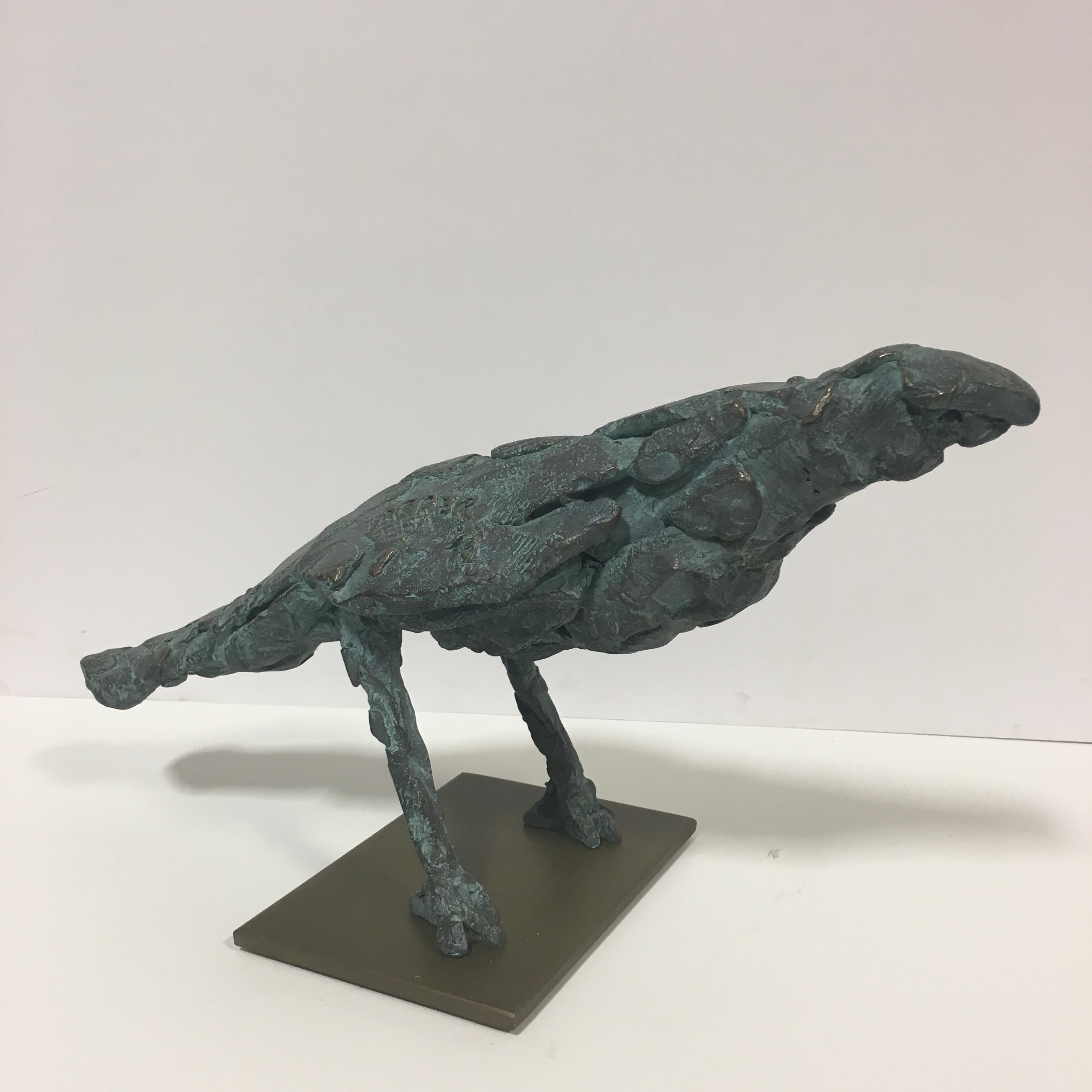 Figurative Sculpture di Sharon Loper - Merlo di Marte (patina blu) 10/12