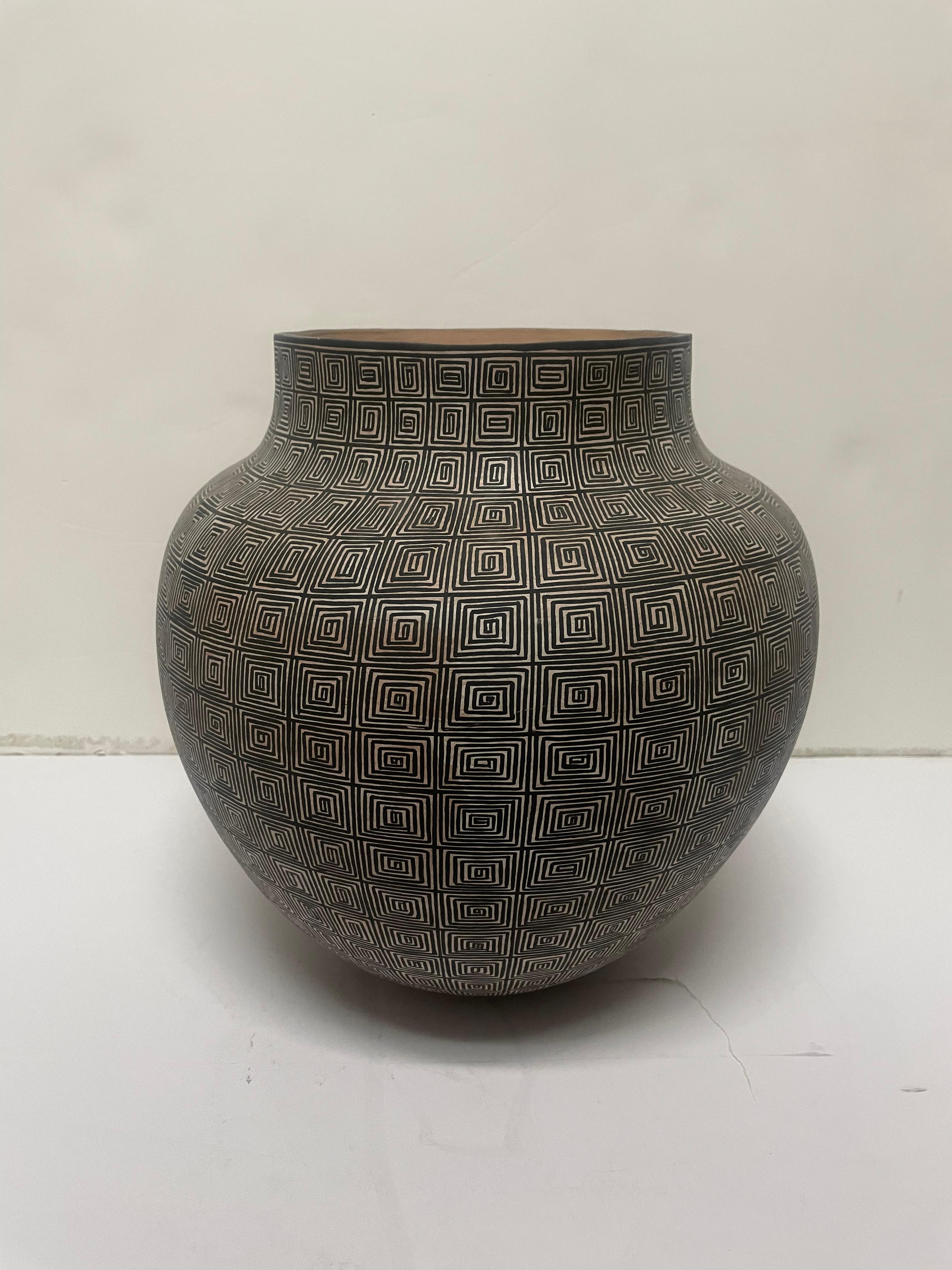 "Vaso in ceramica di Acoma" - Sculpture di Sharon Stevens 