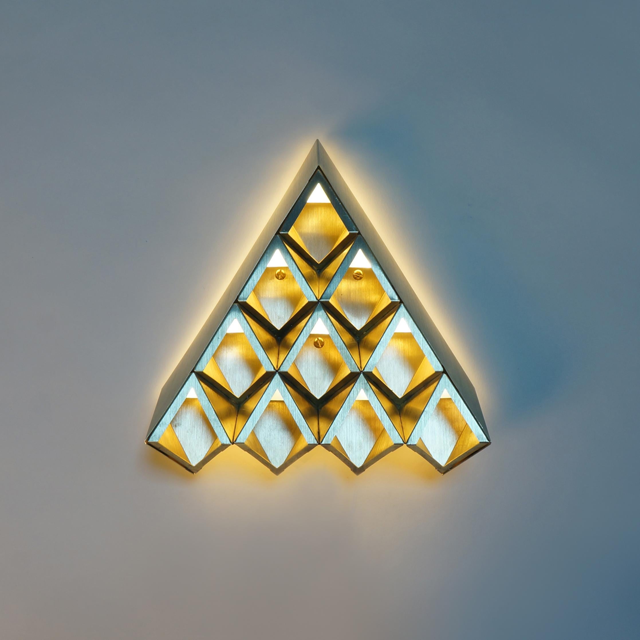 Brushed Sharp Diamond Light, Brass Sconce in Twin Peaks and Customizable Configurations For Sale