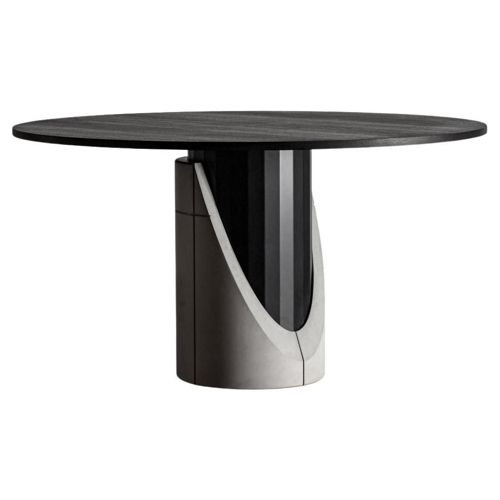 Sharp round 1400 Dining Table